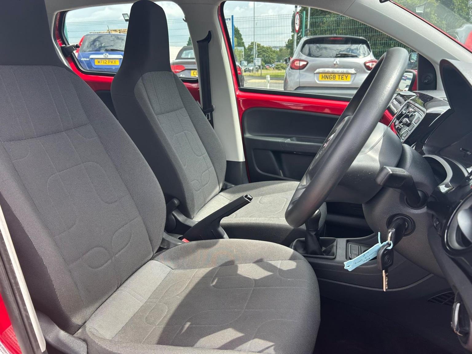 Volkswagen UP