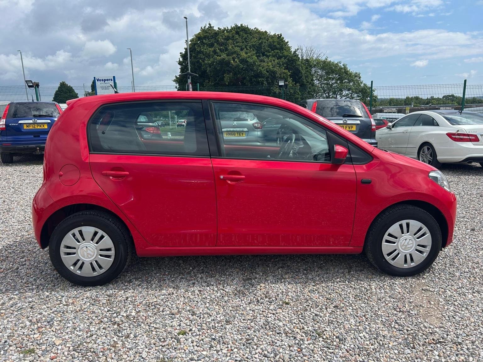 Volkswagen UP