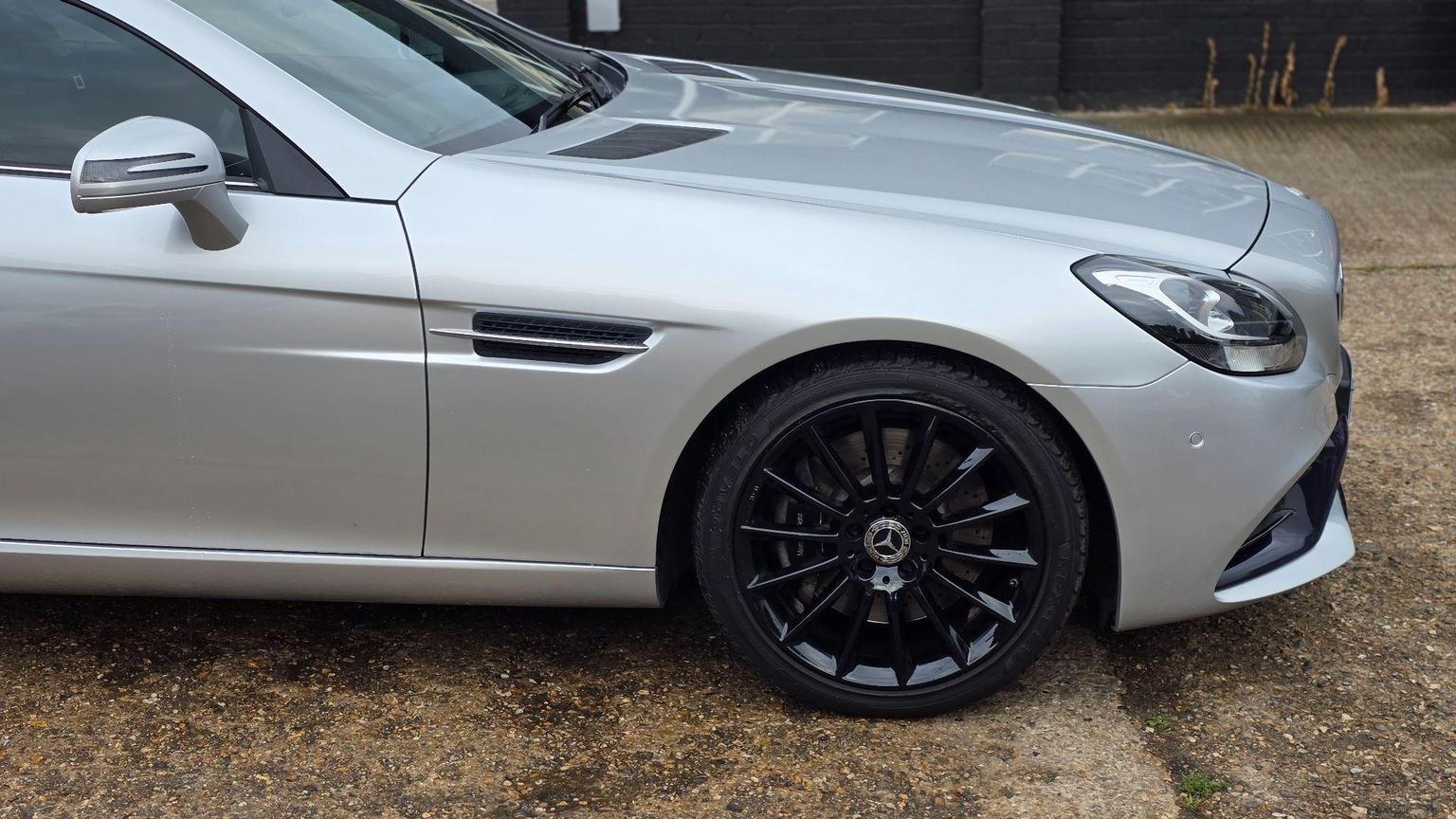 Mercedes Benz SLC