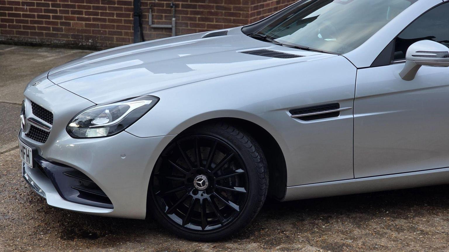 Mercedes Benz SLC