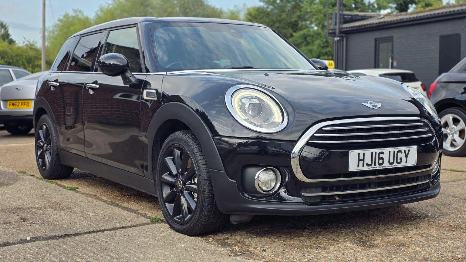 MINI Clubman