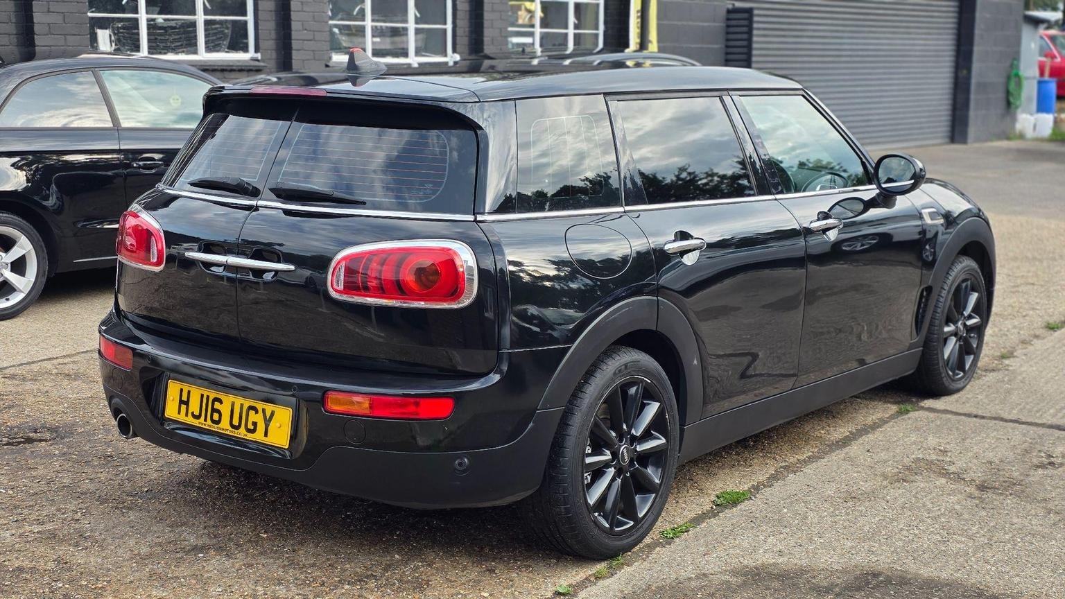 MINI Clubman