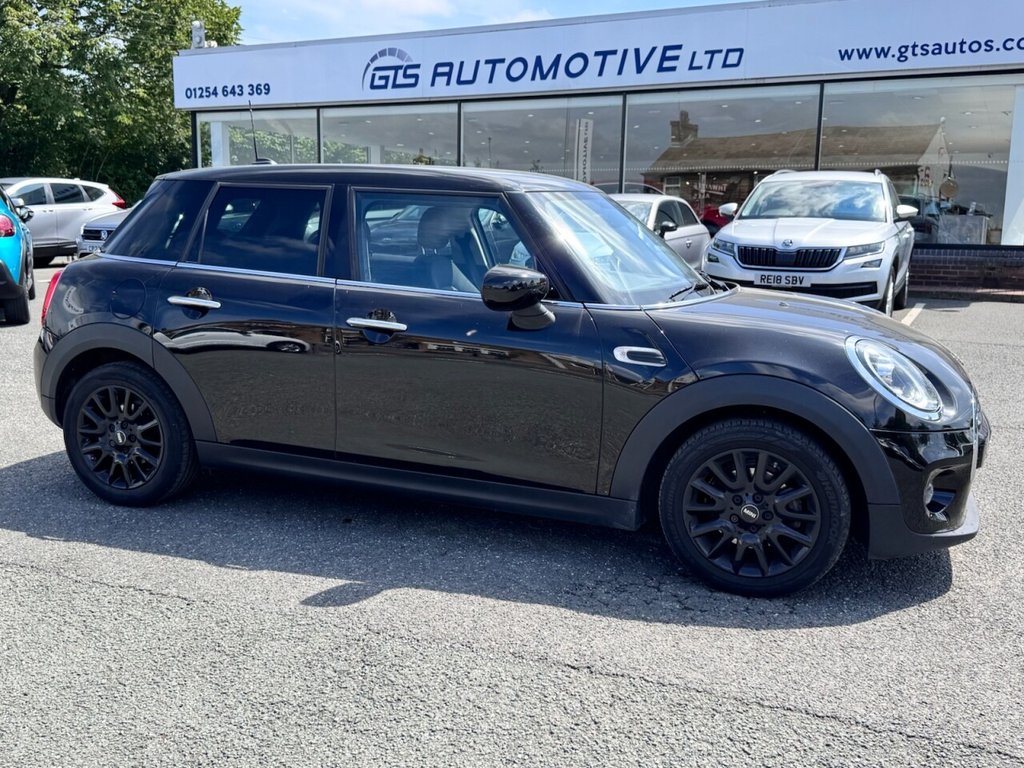 MINI Hatch