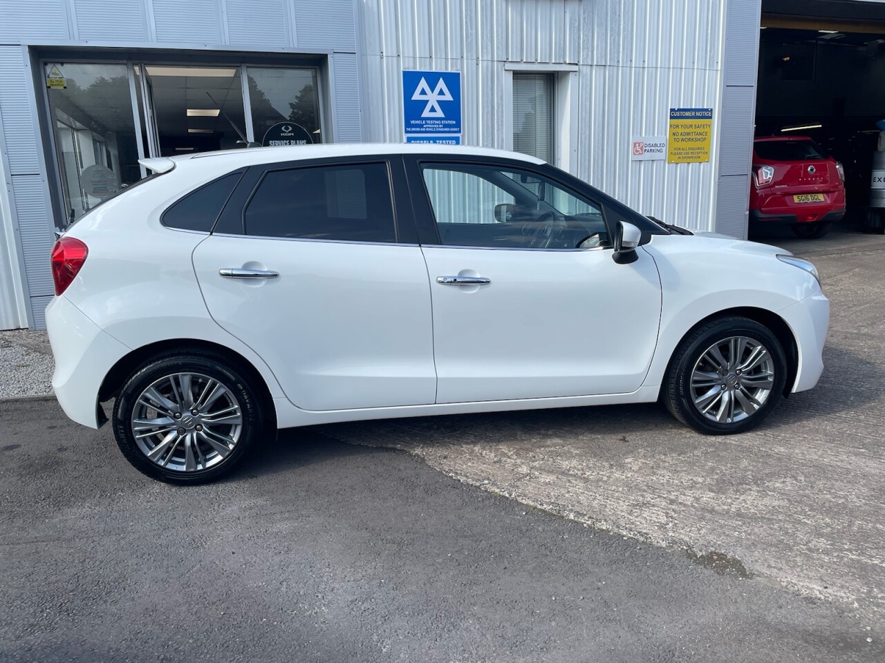 Suzuki Baleno