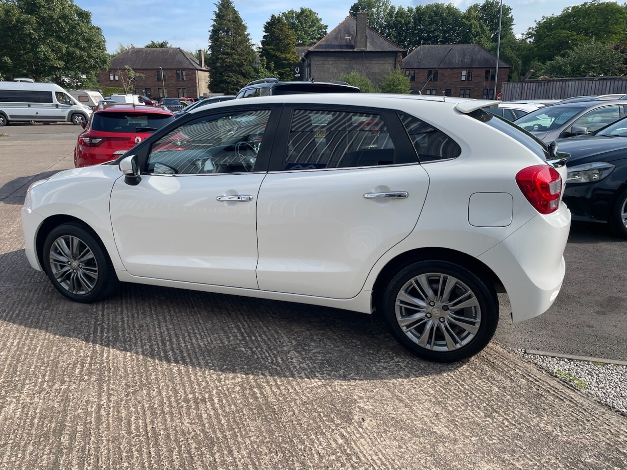 Suzuki Baleno
