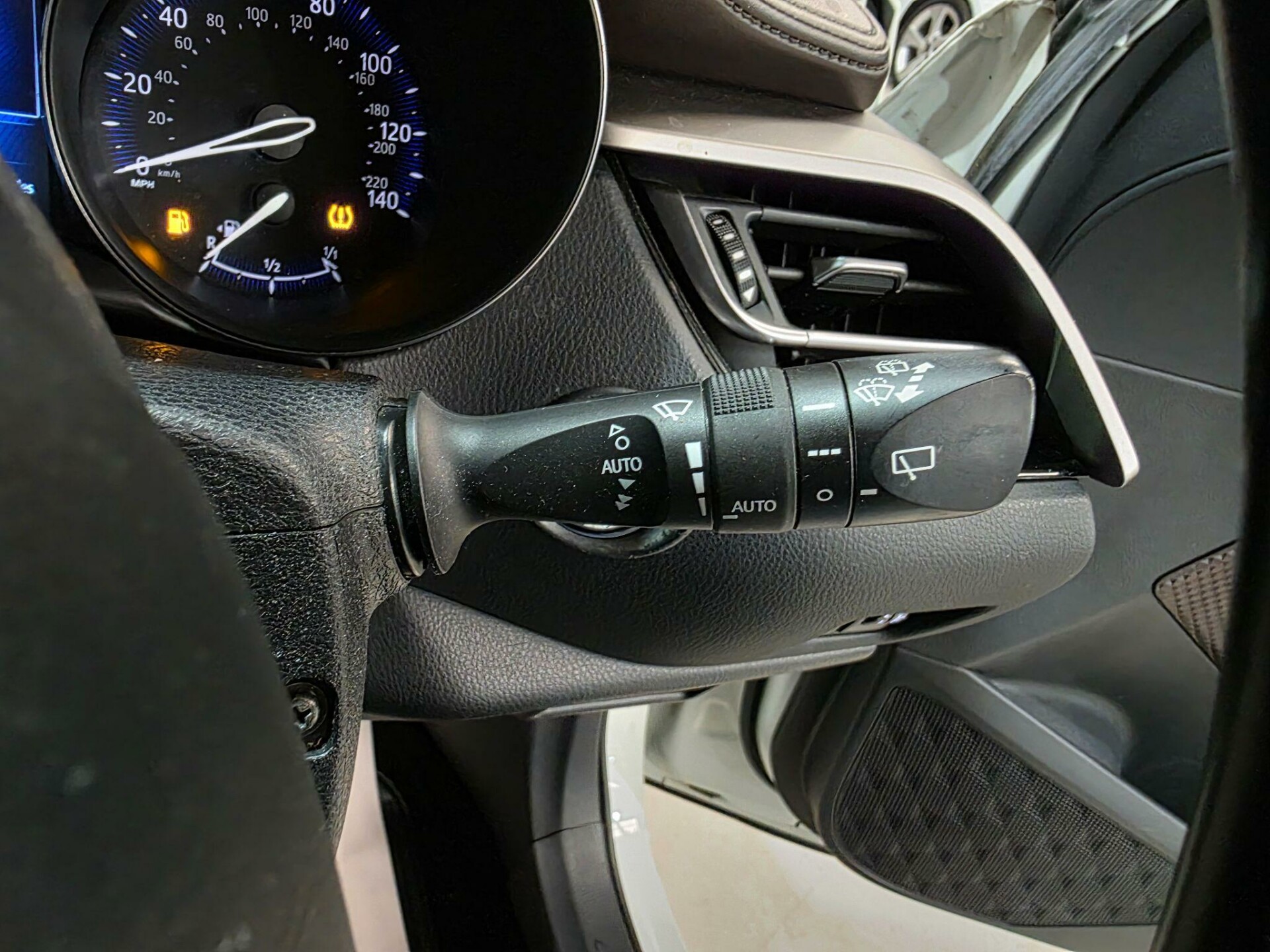 Toyota C HR