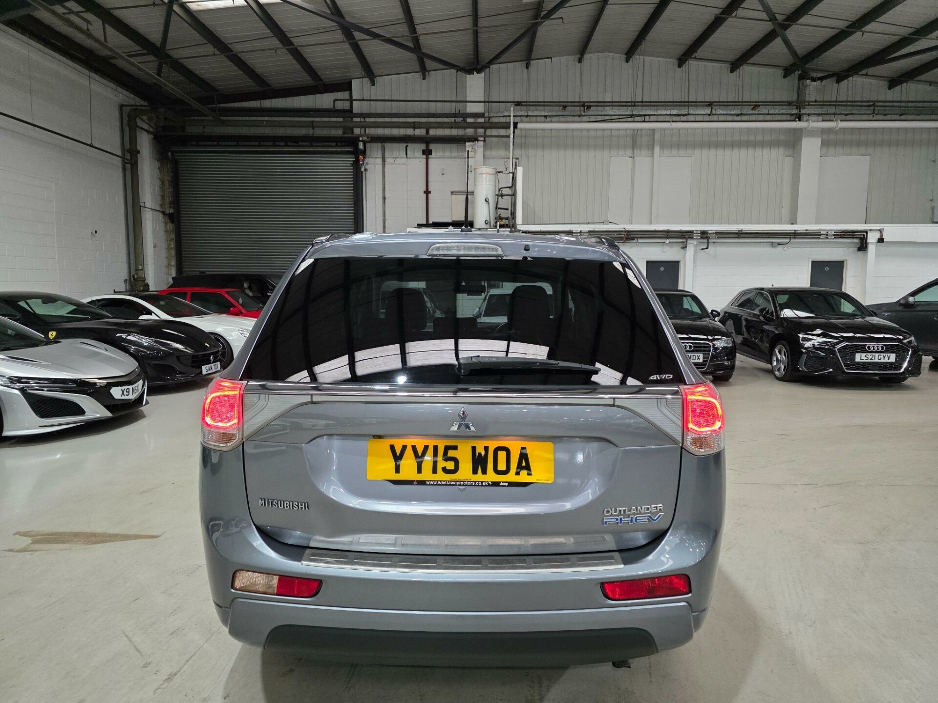 Mitsubishi Outlander