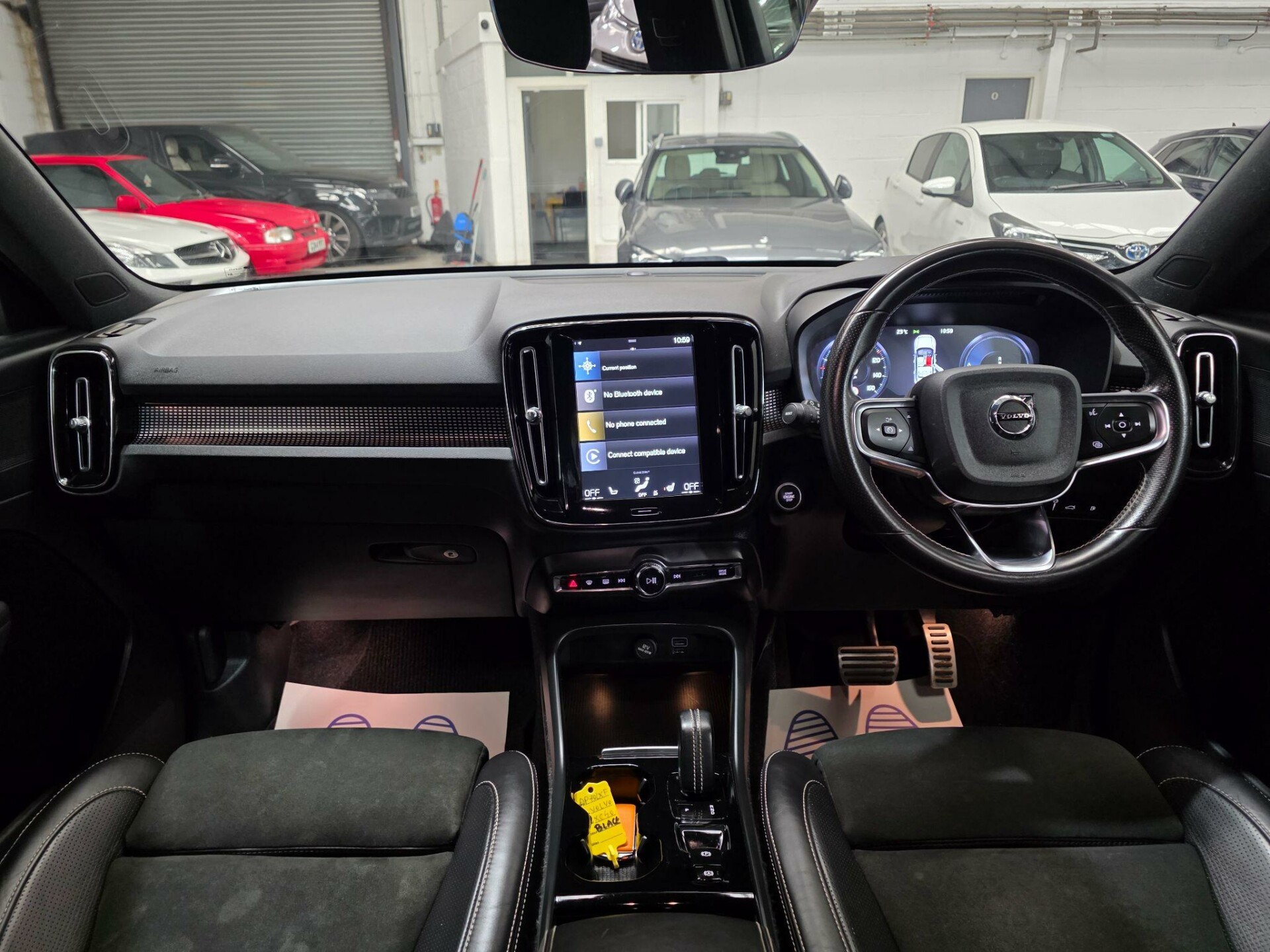 Volvo XC40