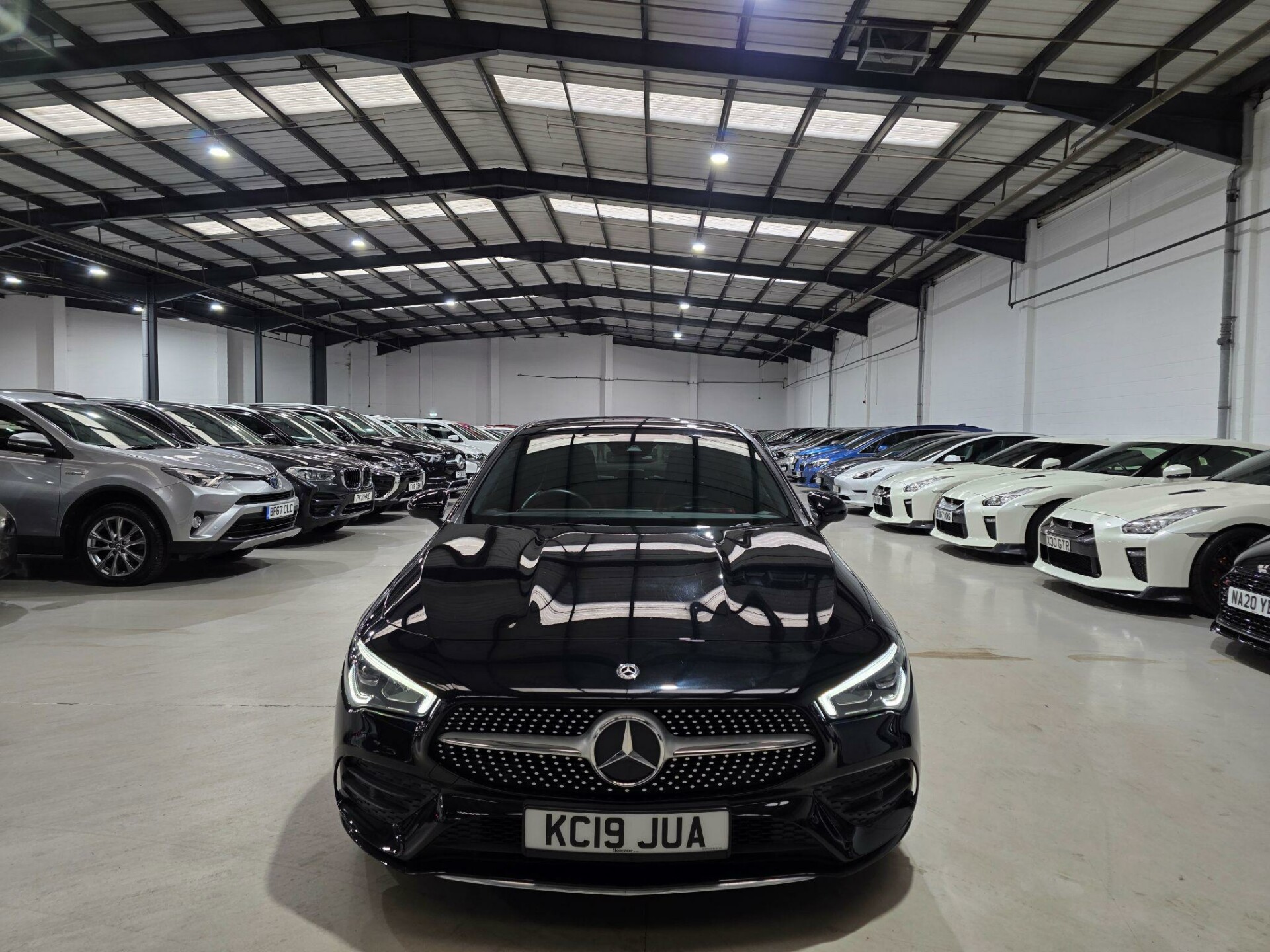 Mercedes Benz CLA