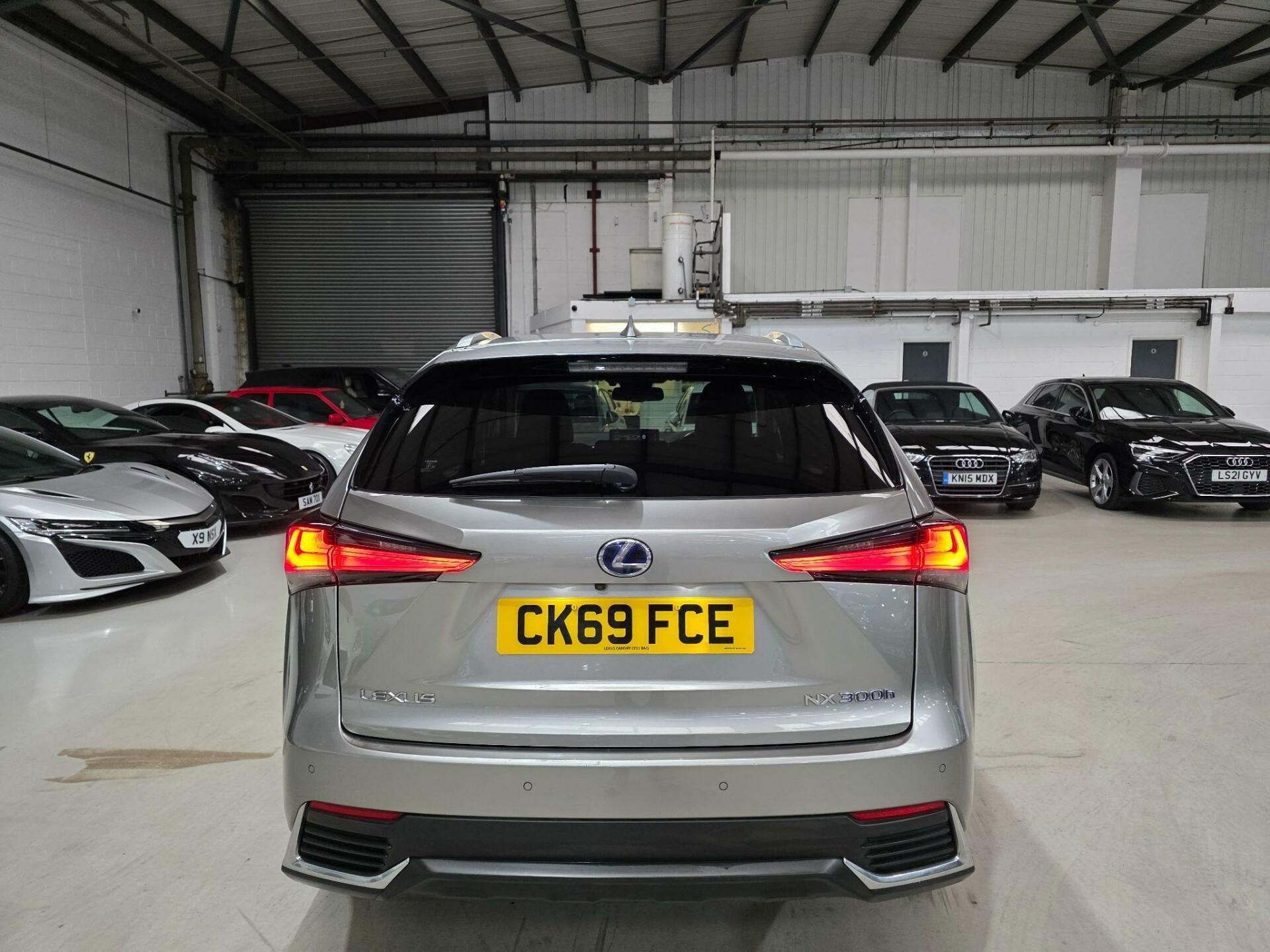 Lexus NX 300h