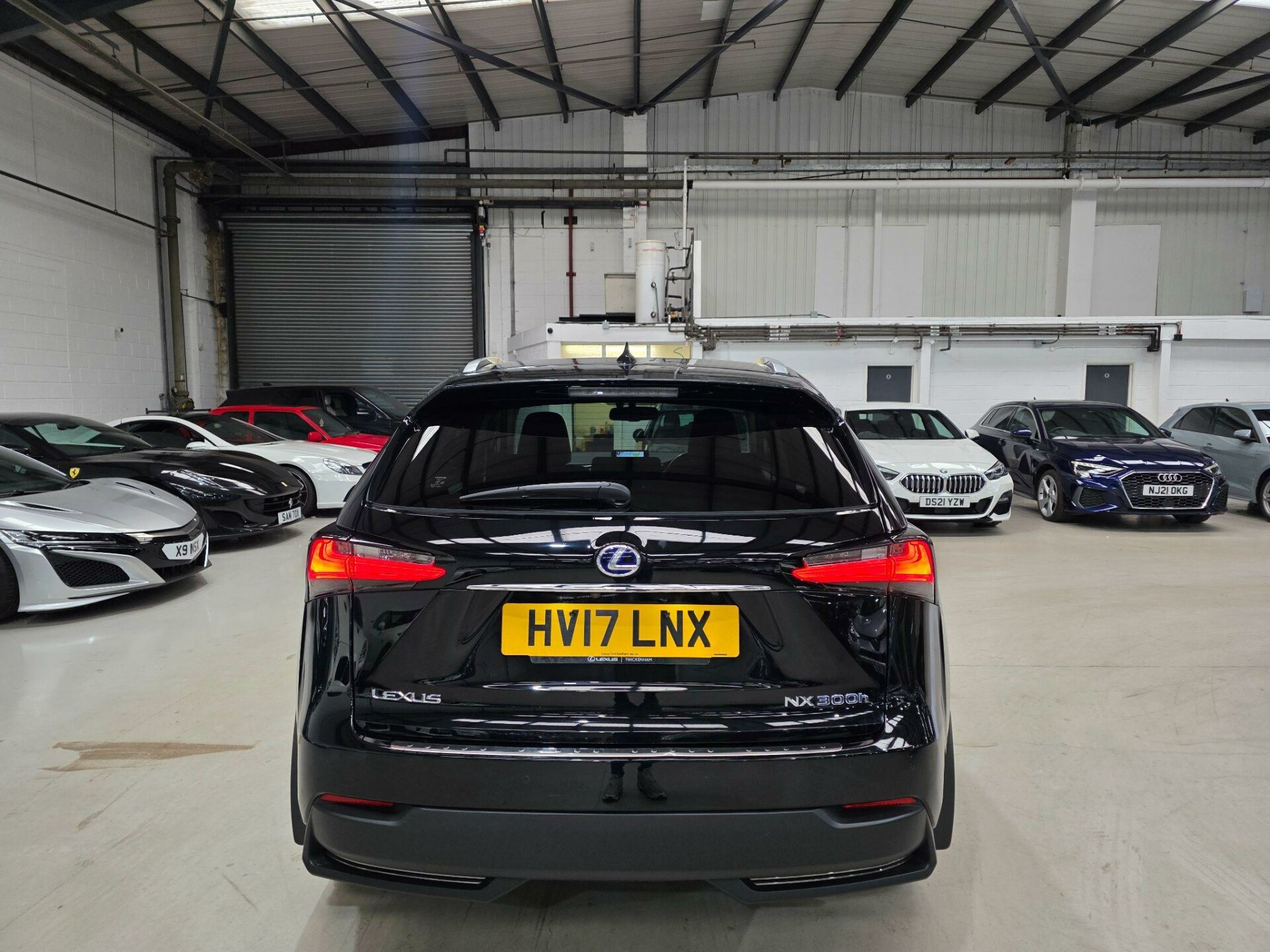 Lexus NX 300h