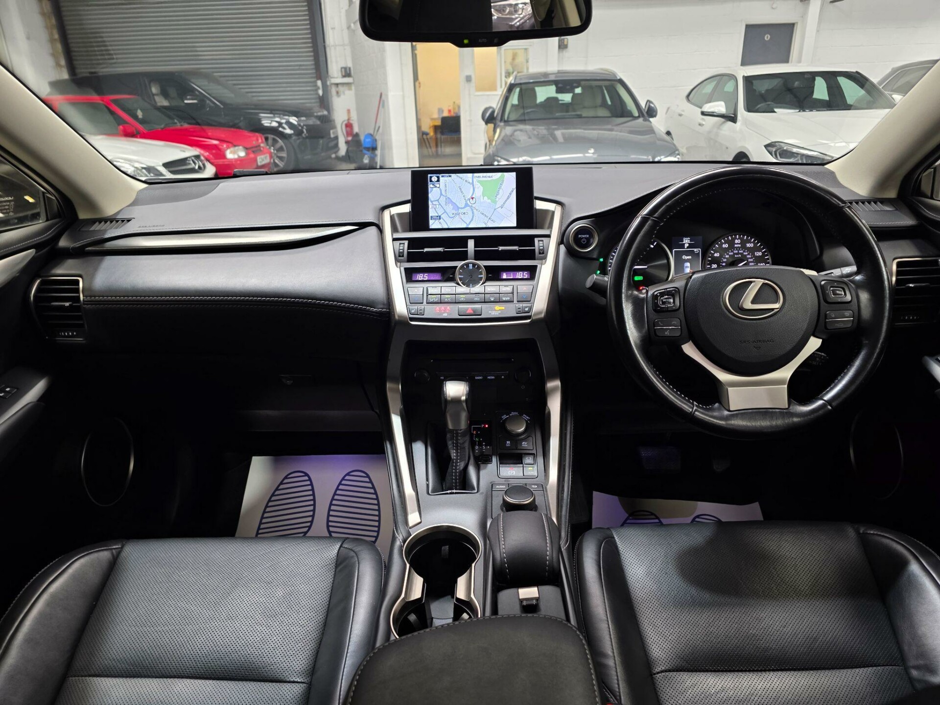 Lexus NX 300h