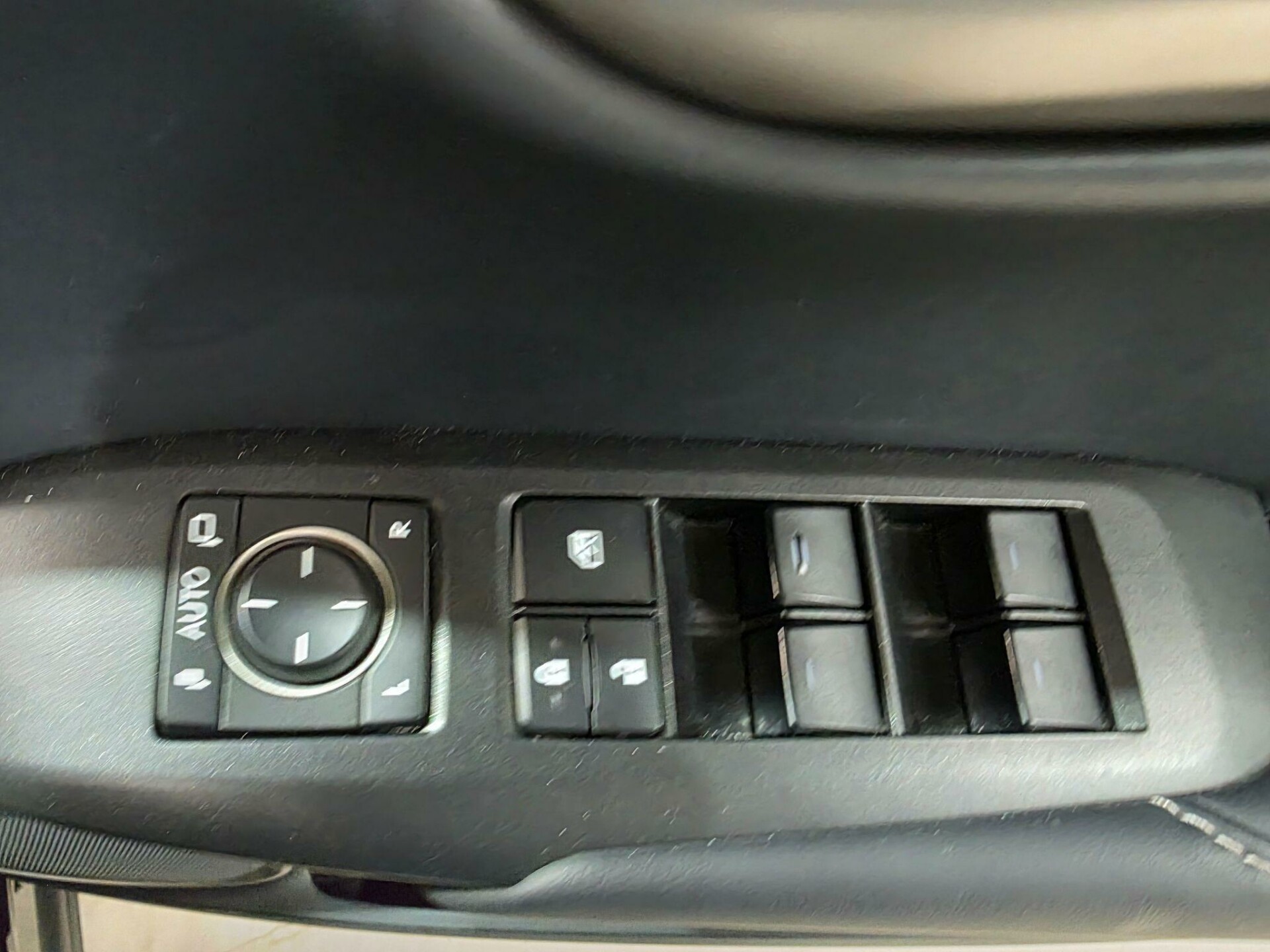 Lexus NX 300h