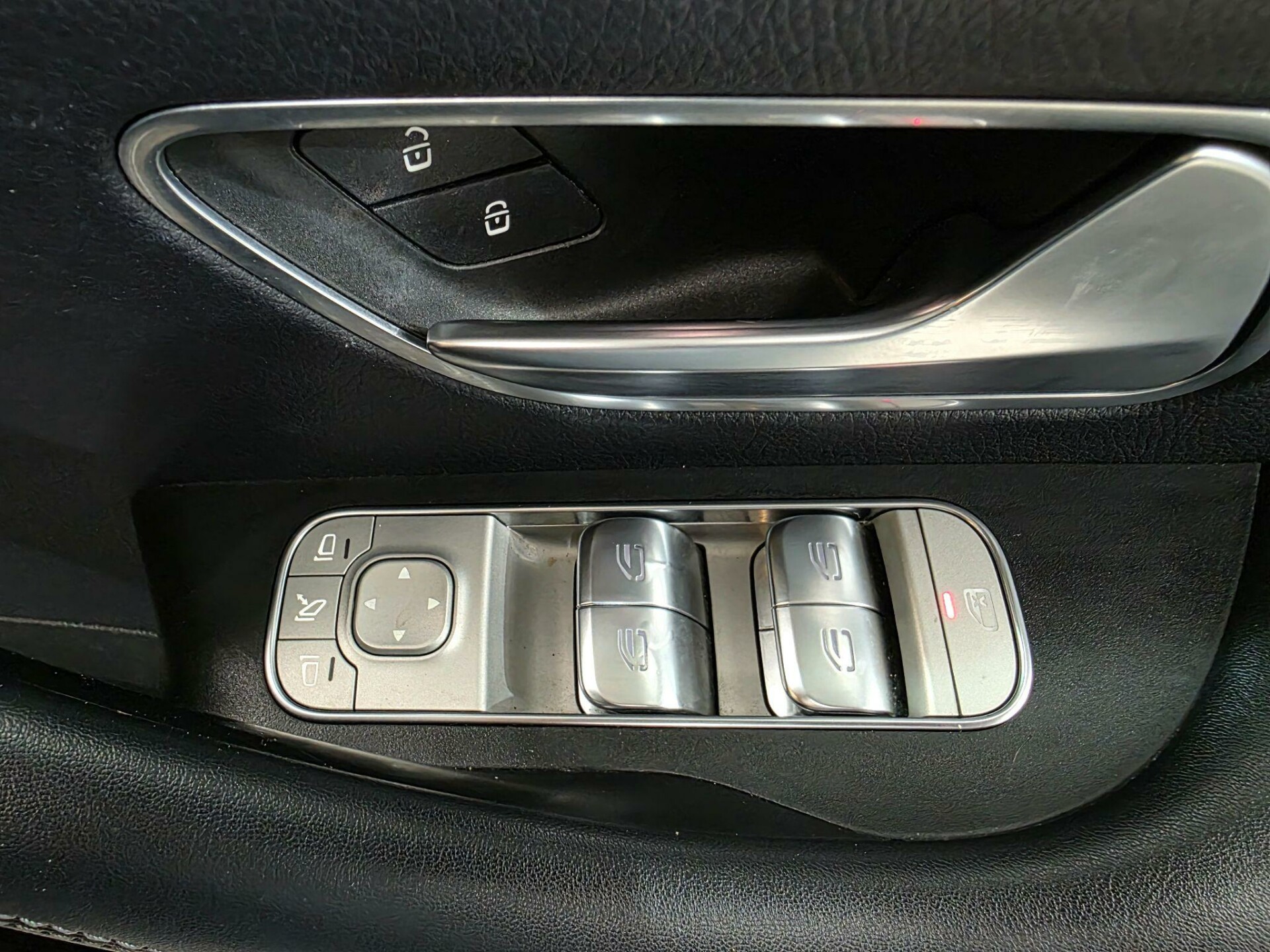 Mercedes Benz GLE-CLASS