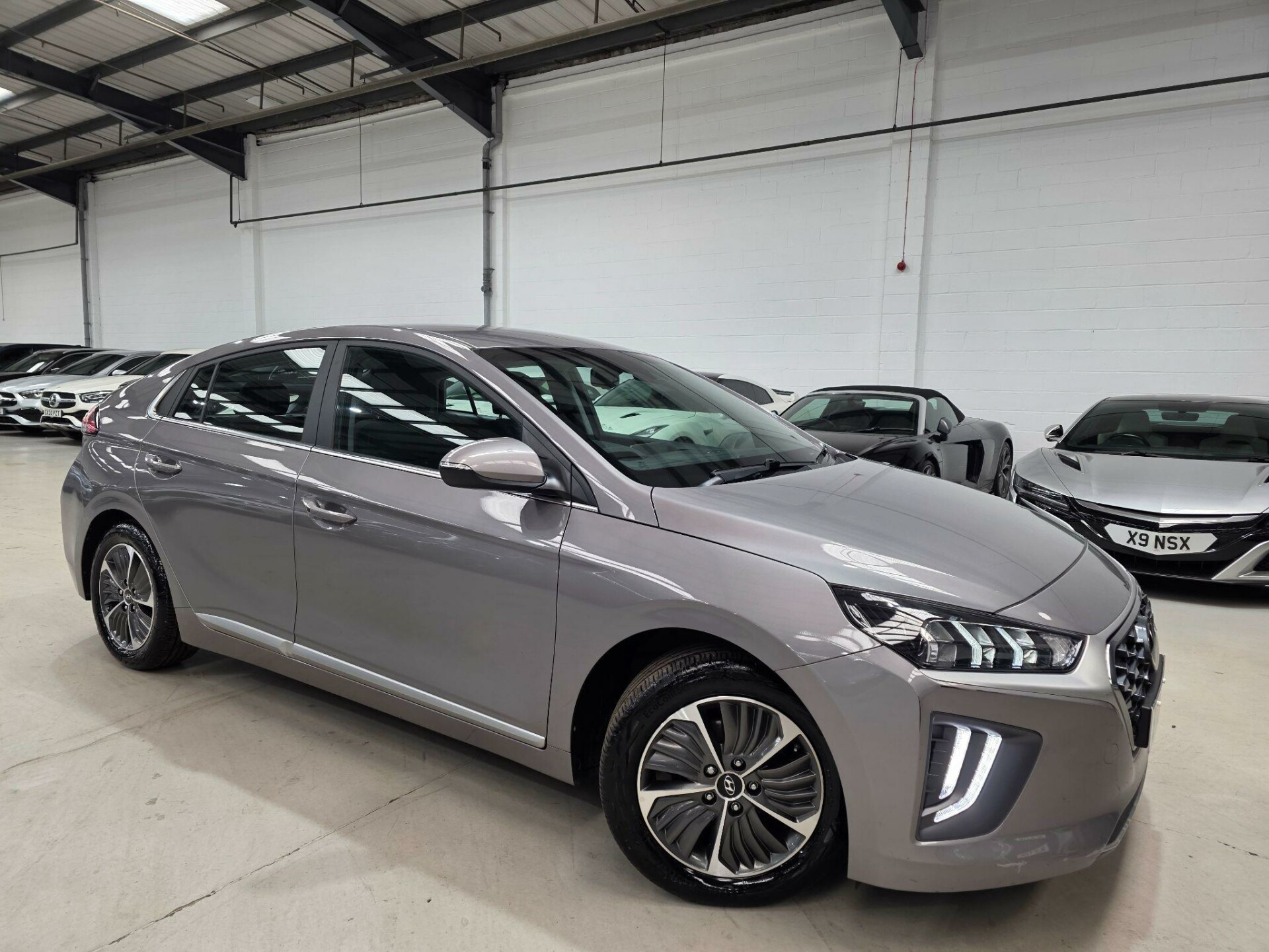 Hyundai IONIQ