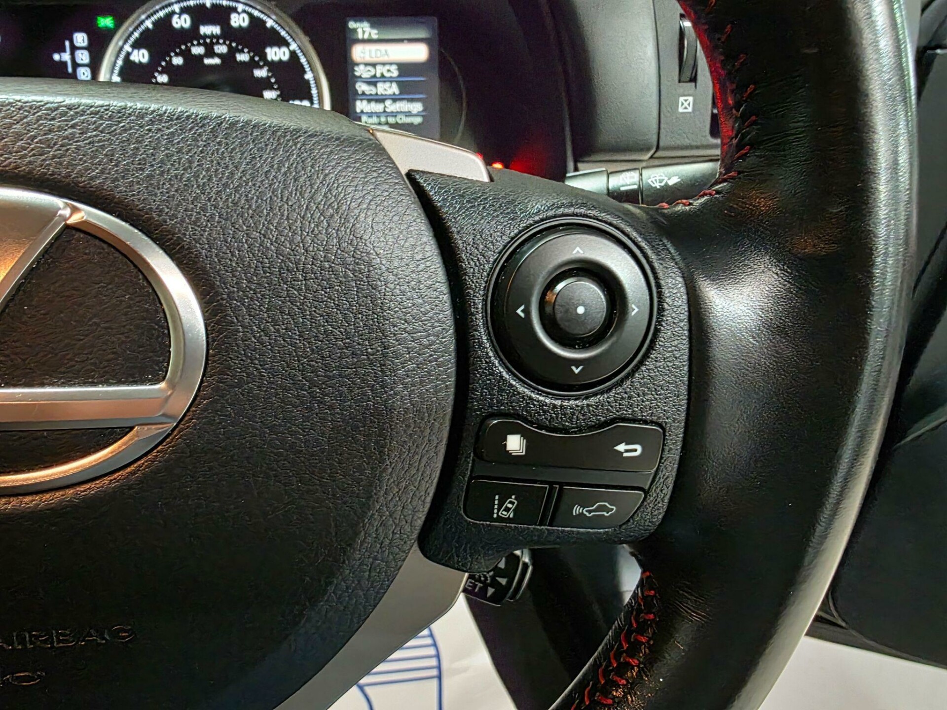 Lexus CT 200h