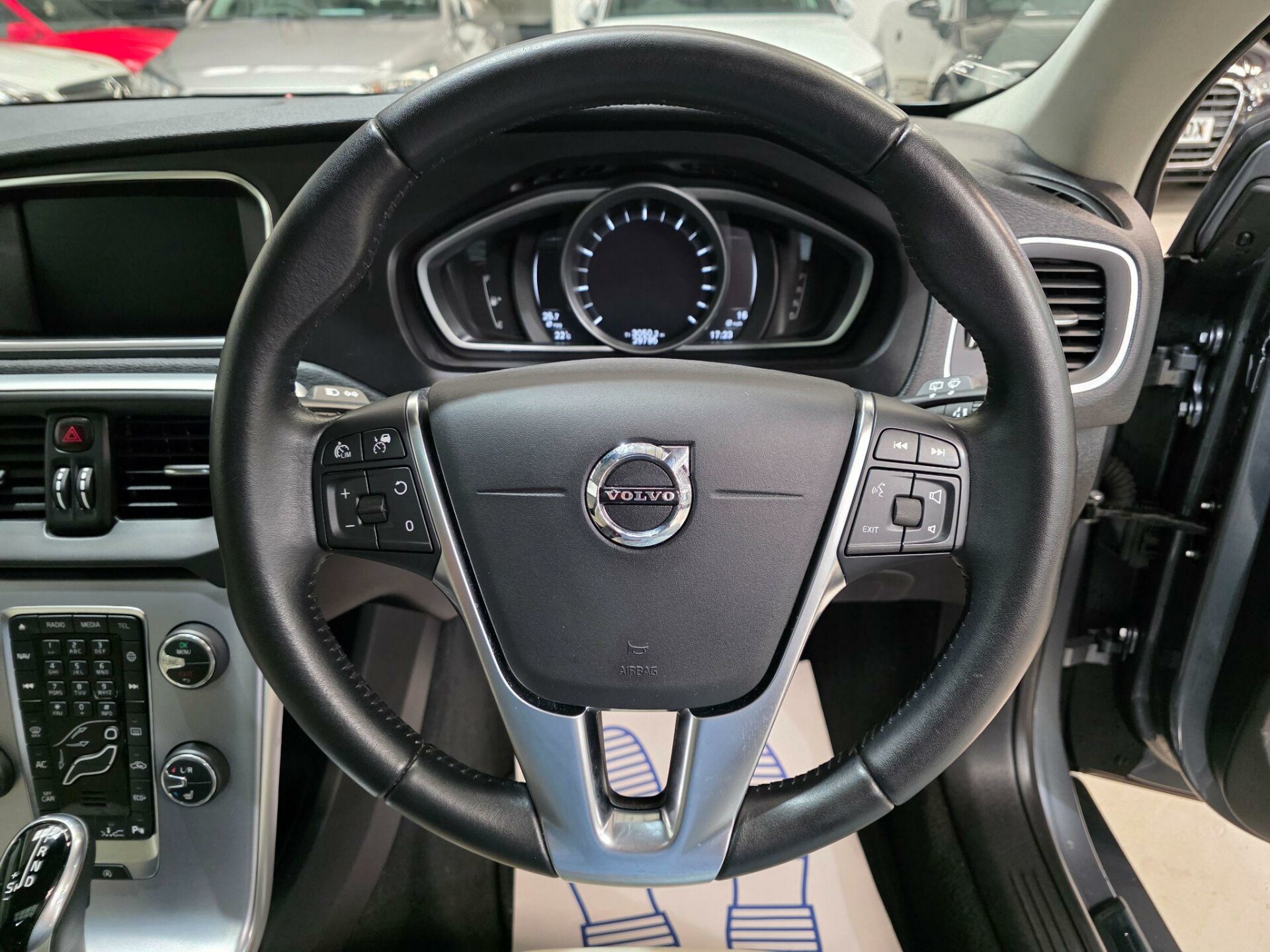 Volvo V40