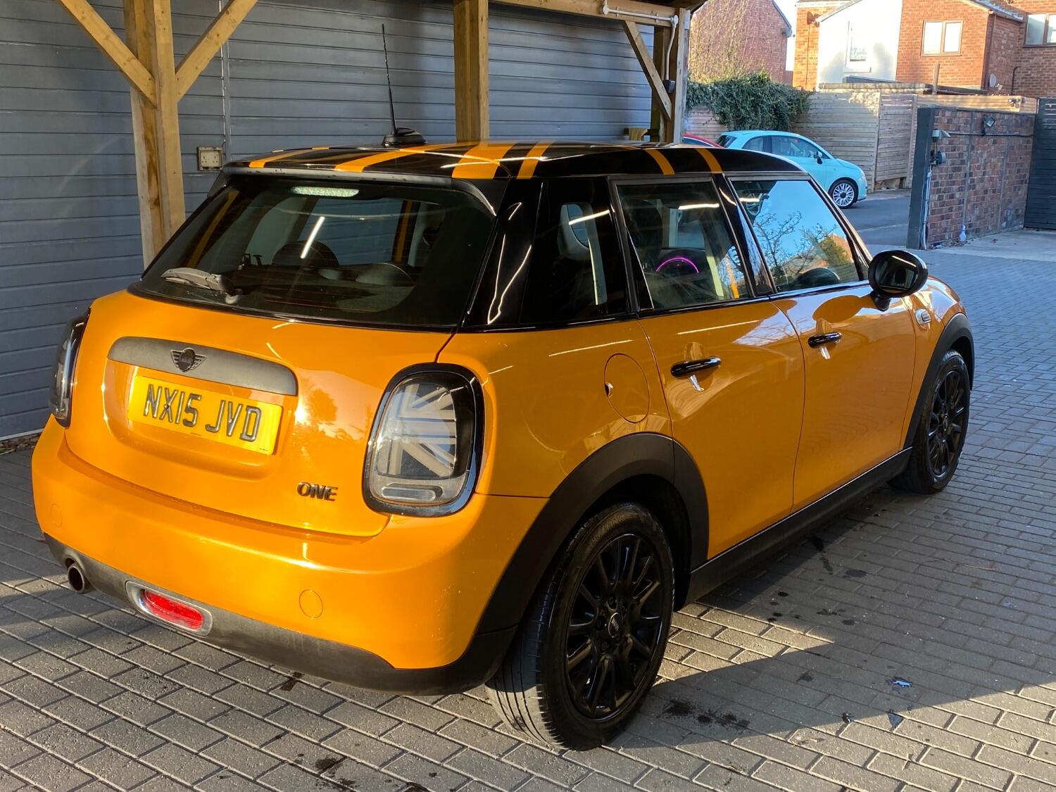 MINI Hatch