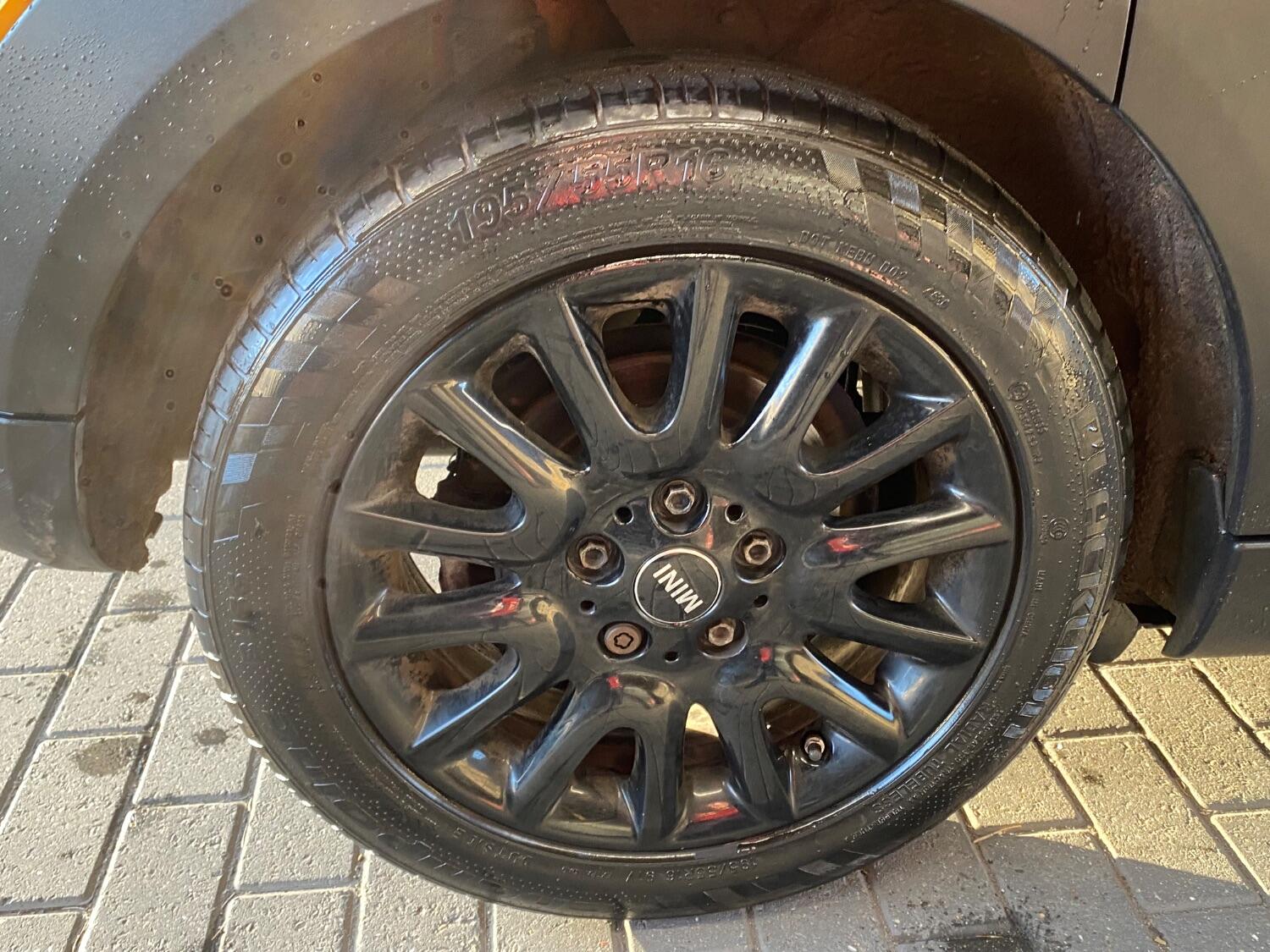 MINI Hatch