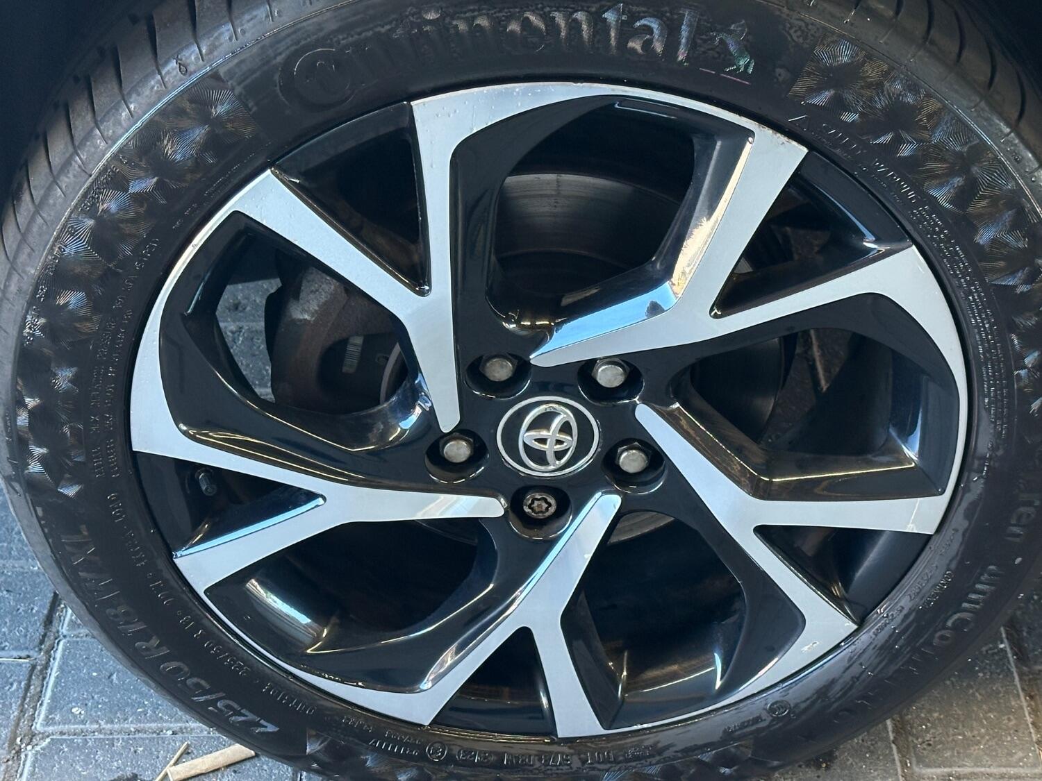 Toyota C HR