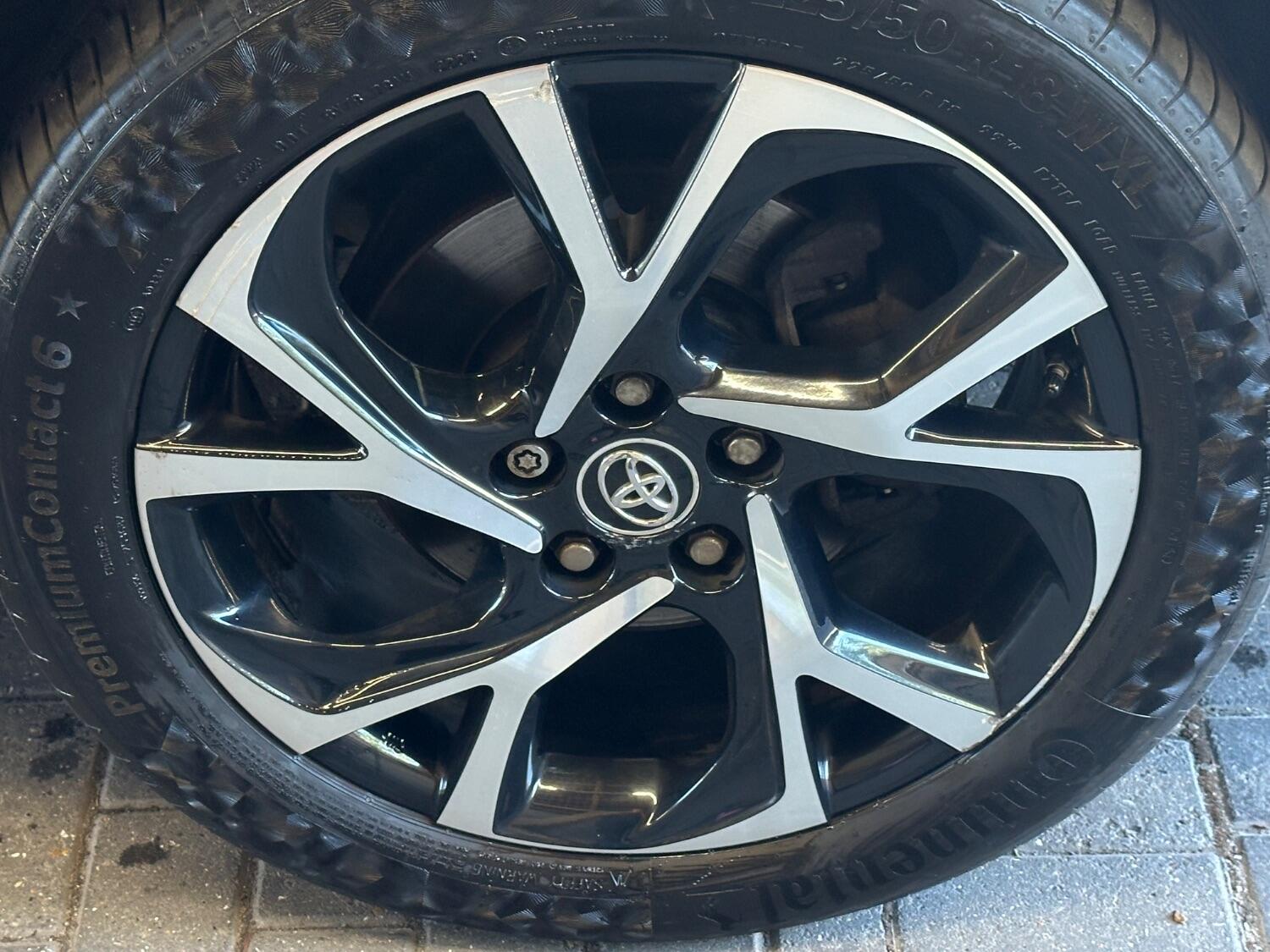 Toyota C HR