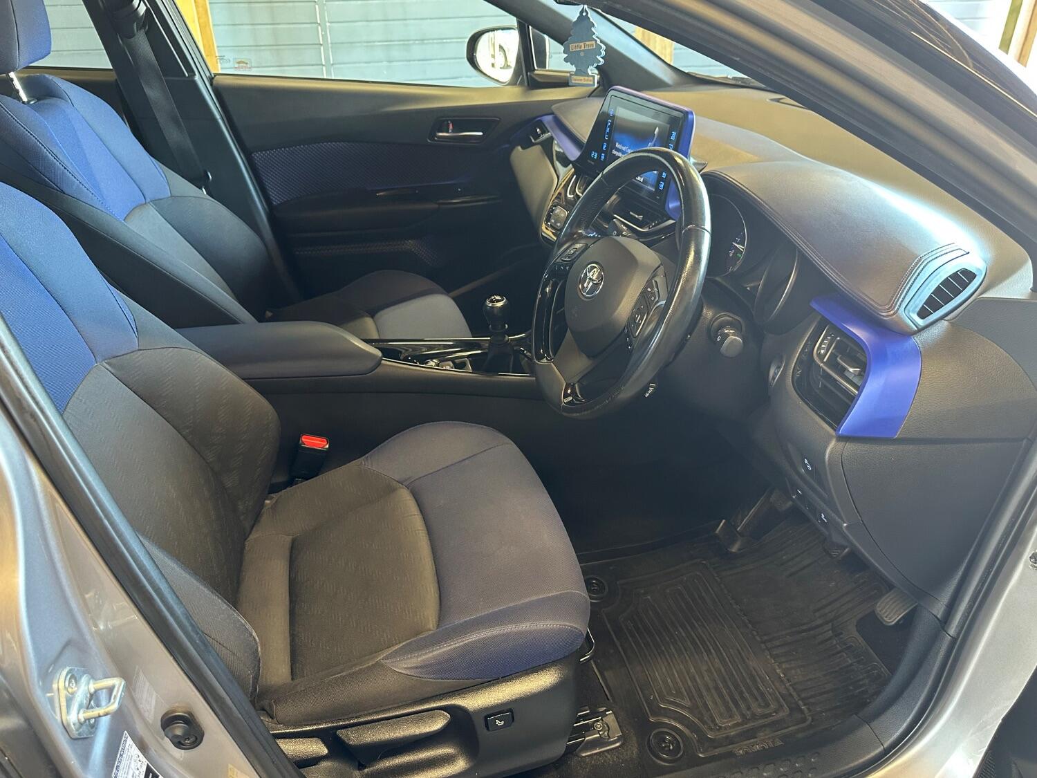 Toyota C HR
