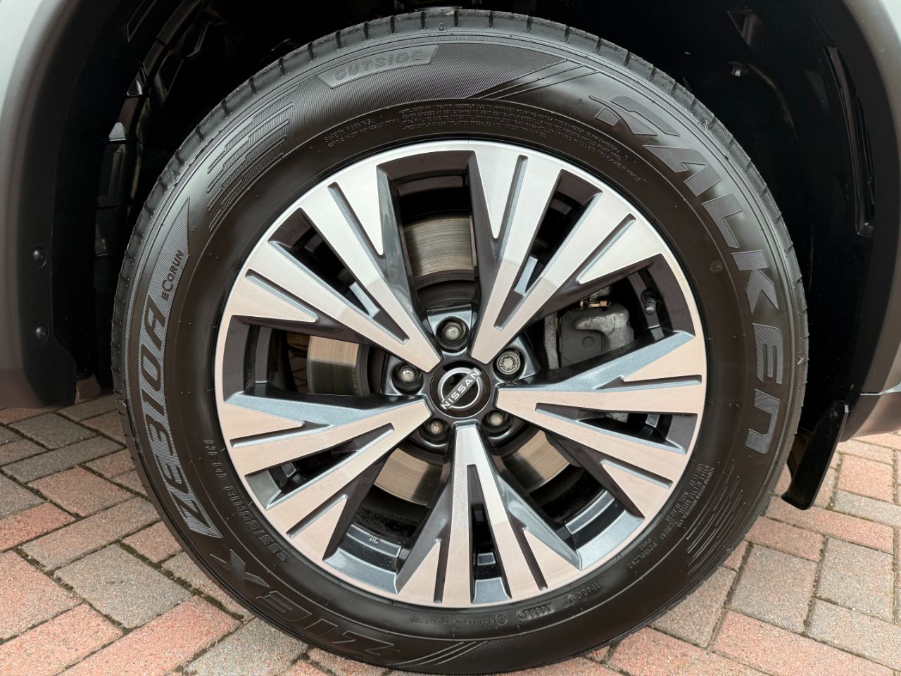 Nissan X Trail