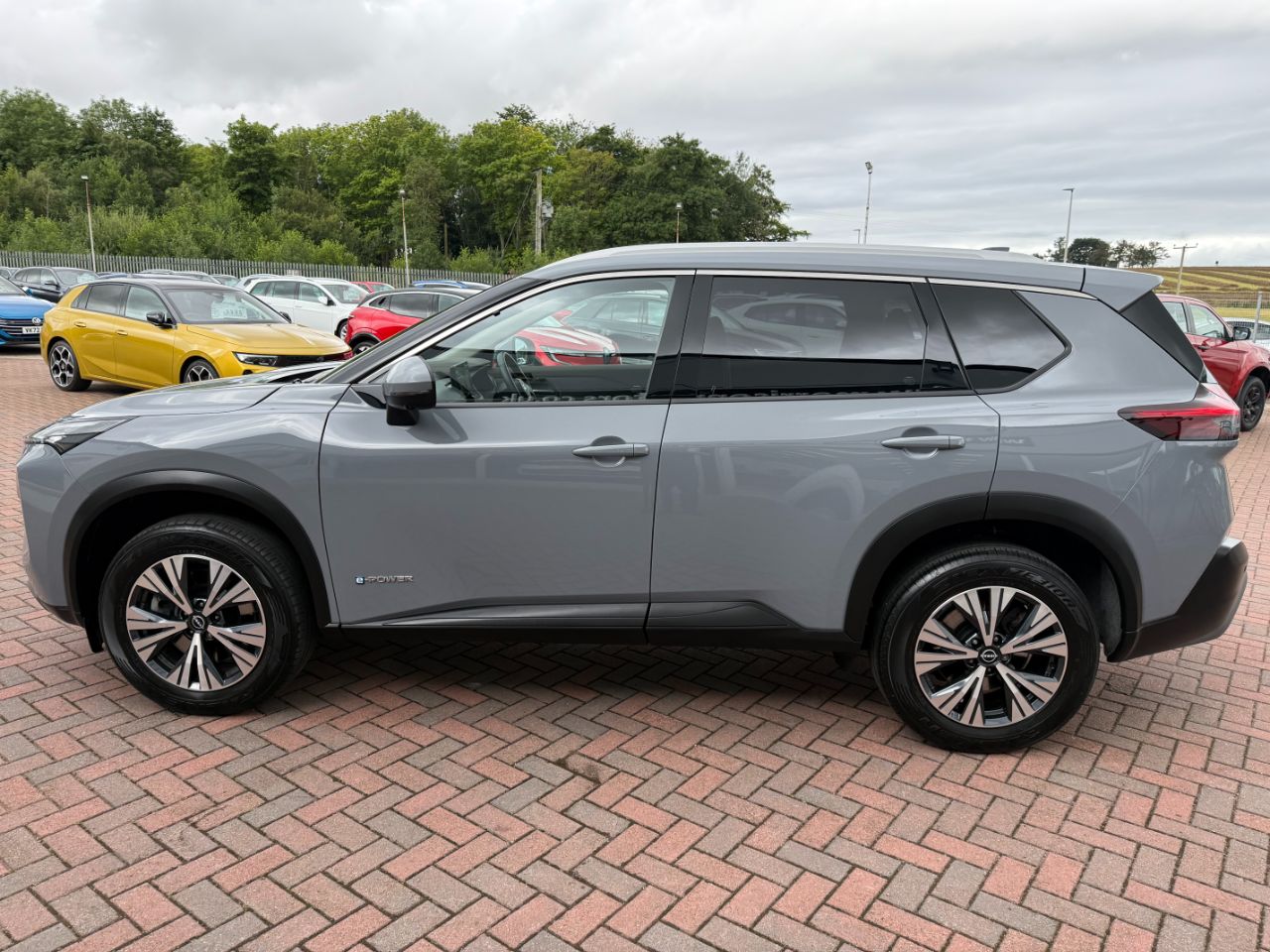 Nissan X Trail