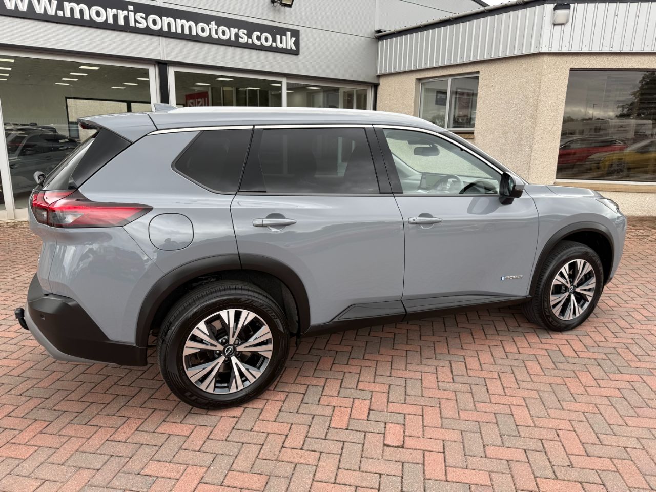 Nissan X Trail
