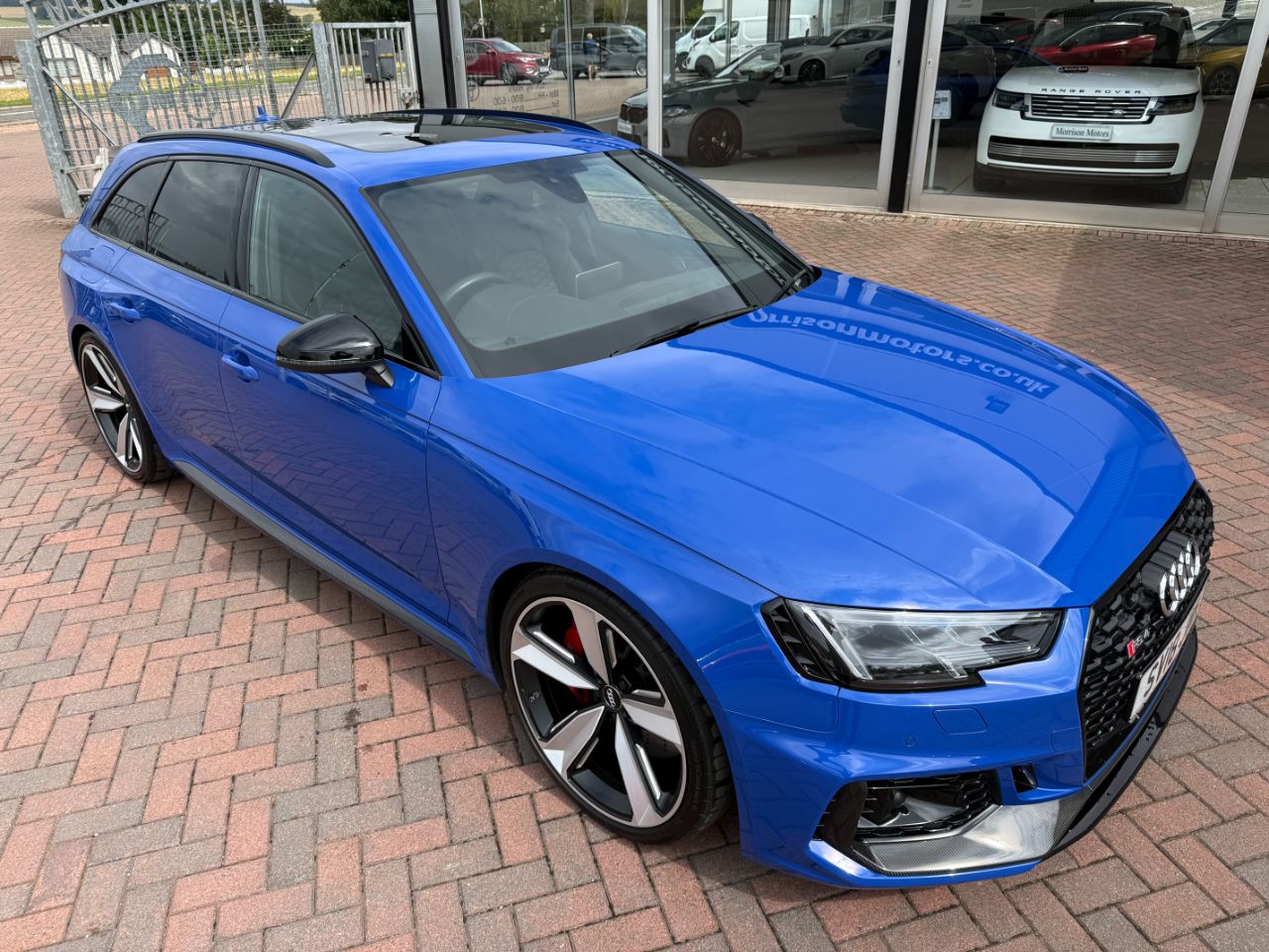 Audi RS4 Saloon