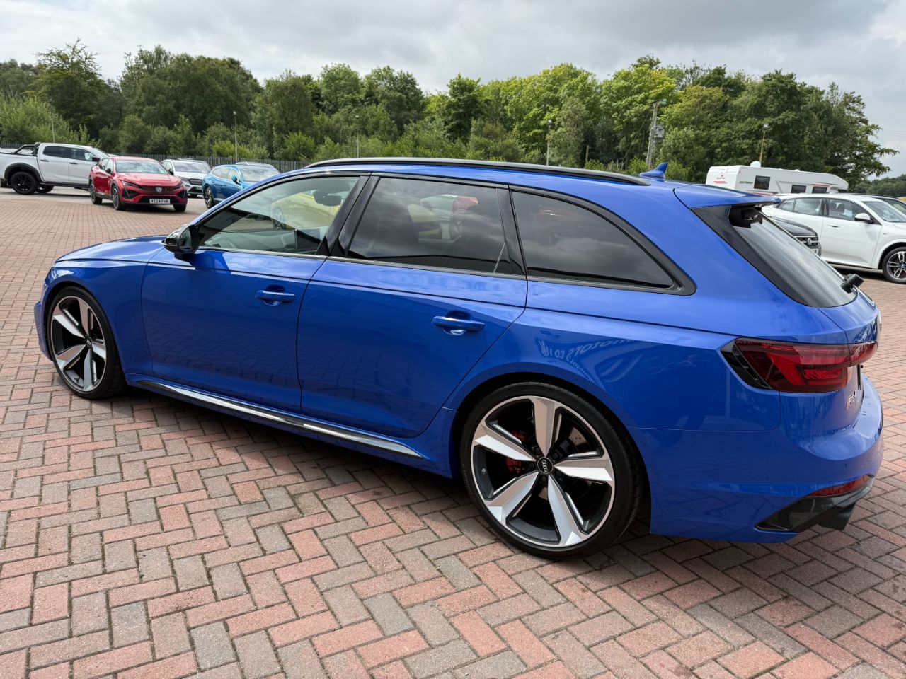 Audi RS4 Saloon