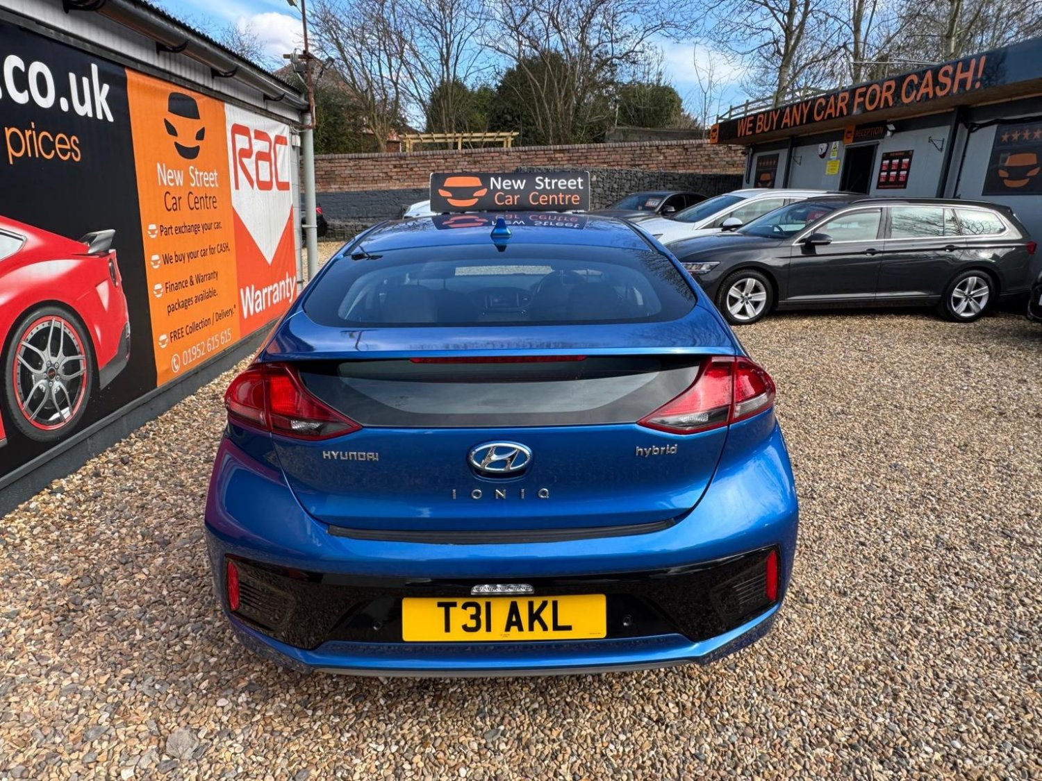 Hyundai IONIQ