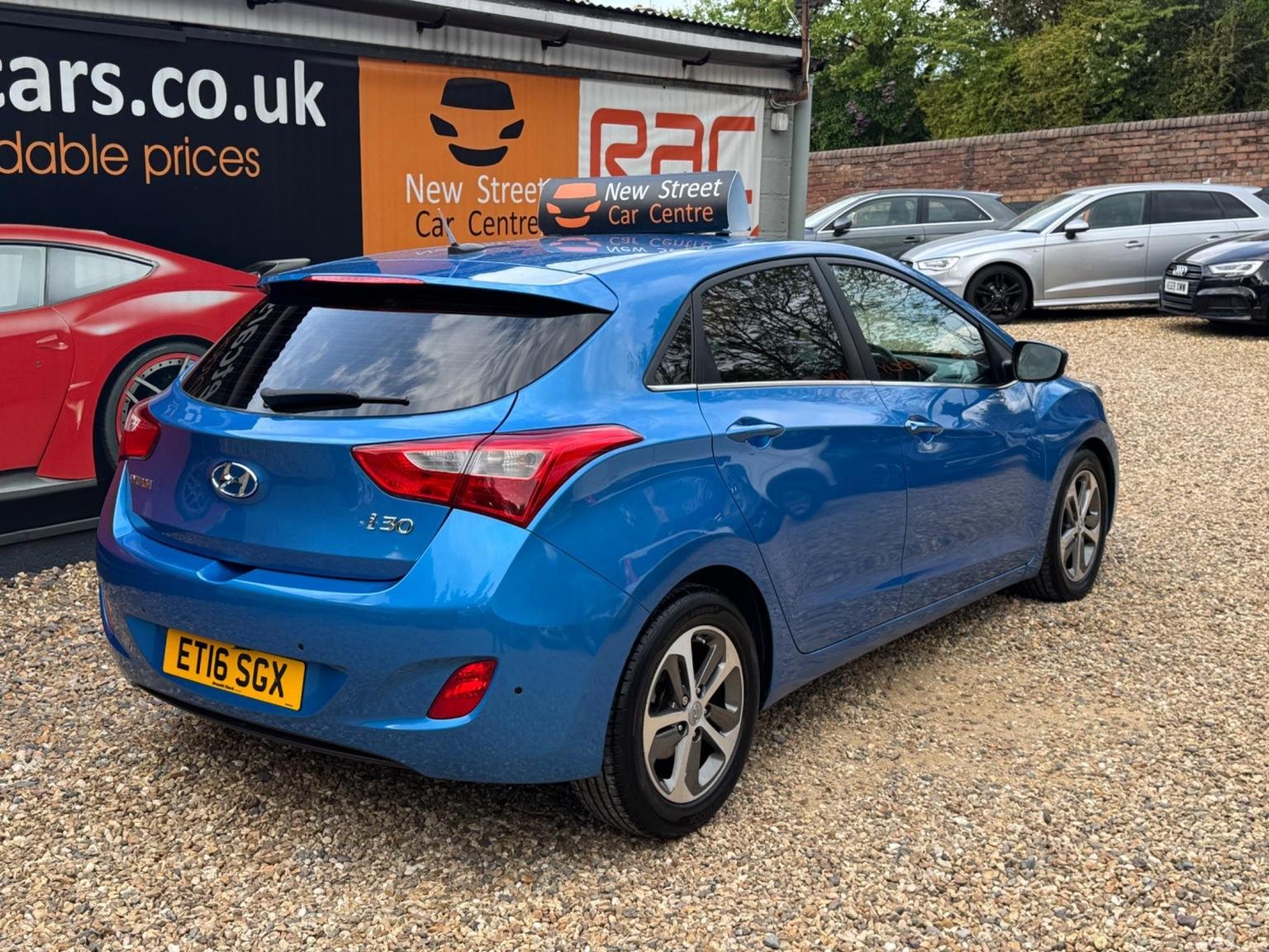 Hyundai i30