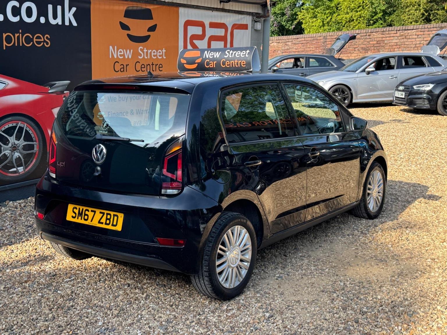 Volkswagen UP