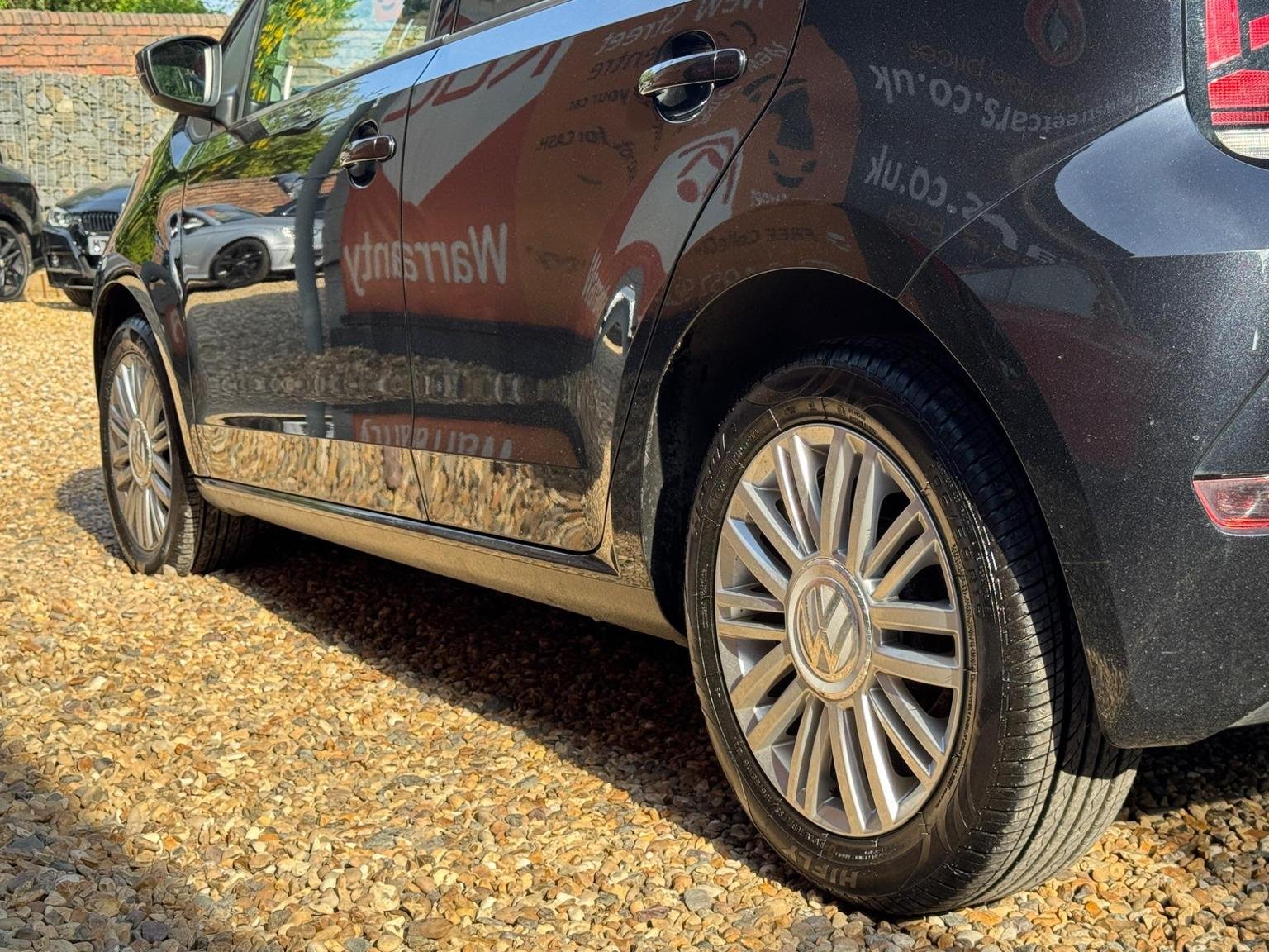 Volkswagen UP
