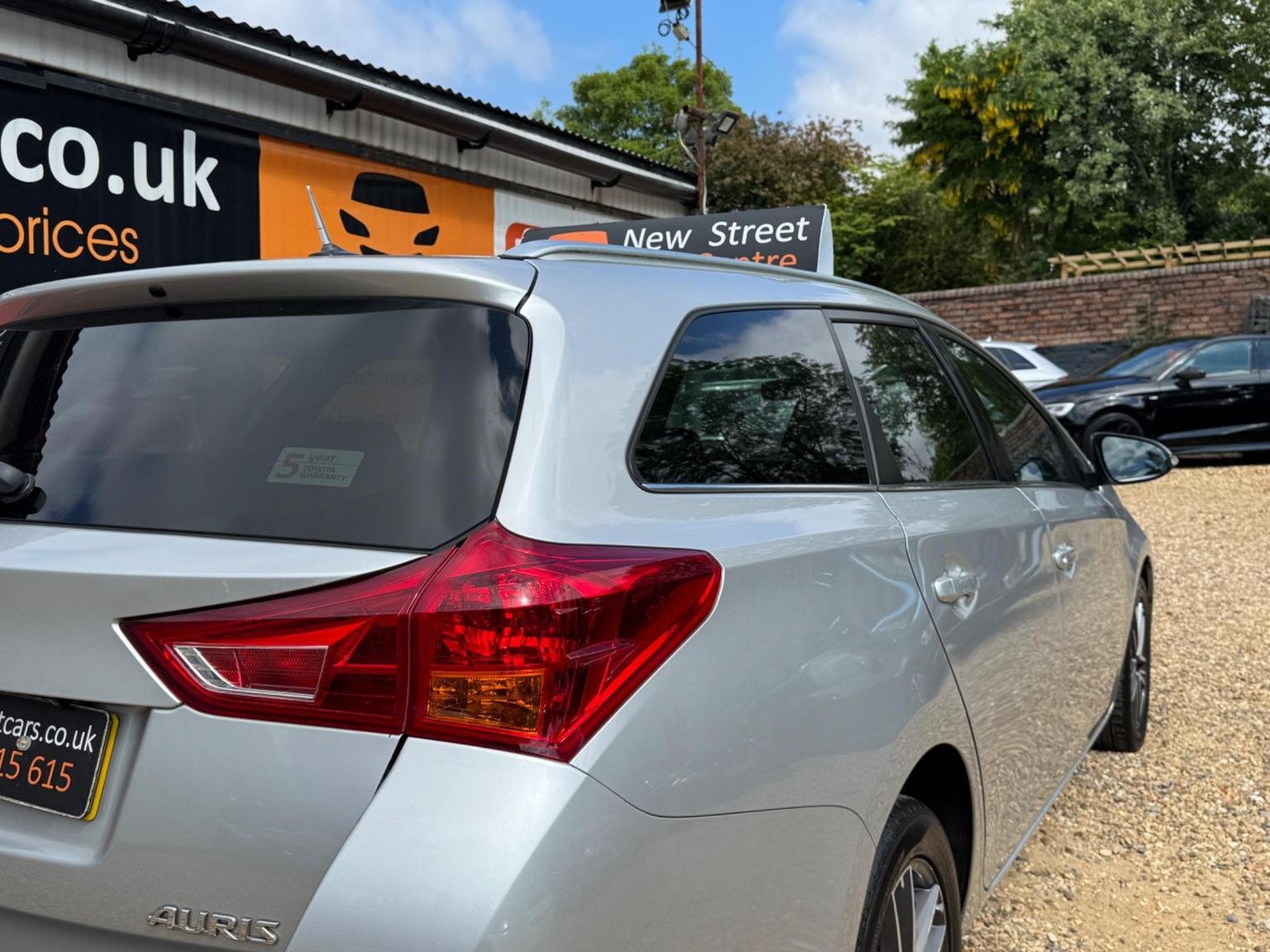 Toyota Auris