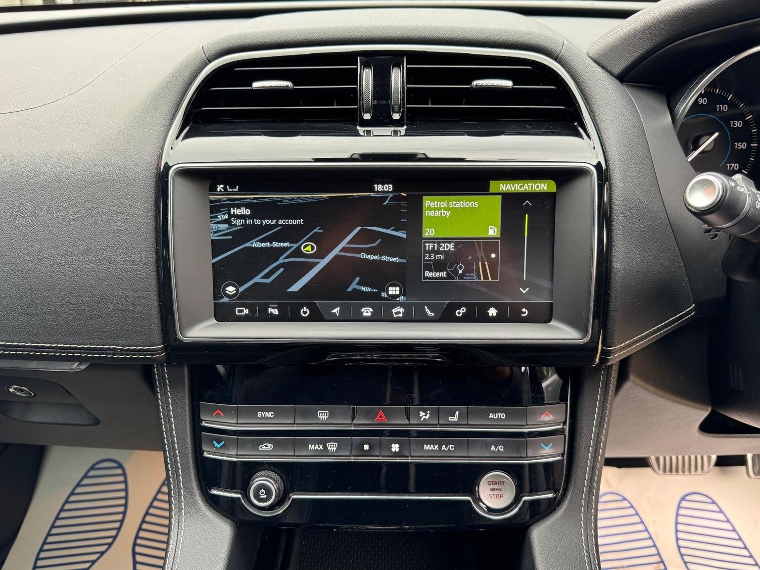 Jaguar F Pace