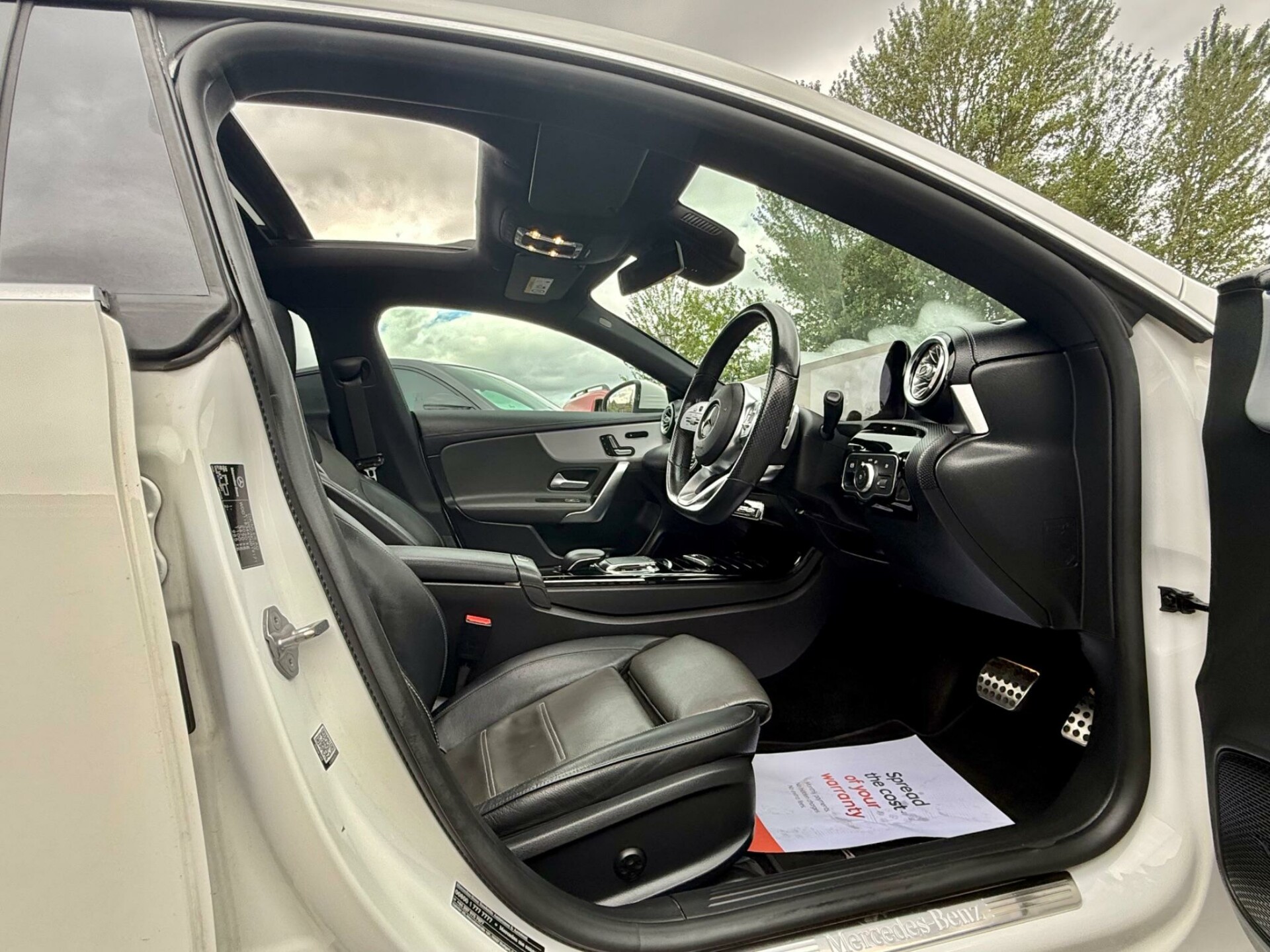 Mercedes Benz CLA