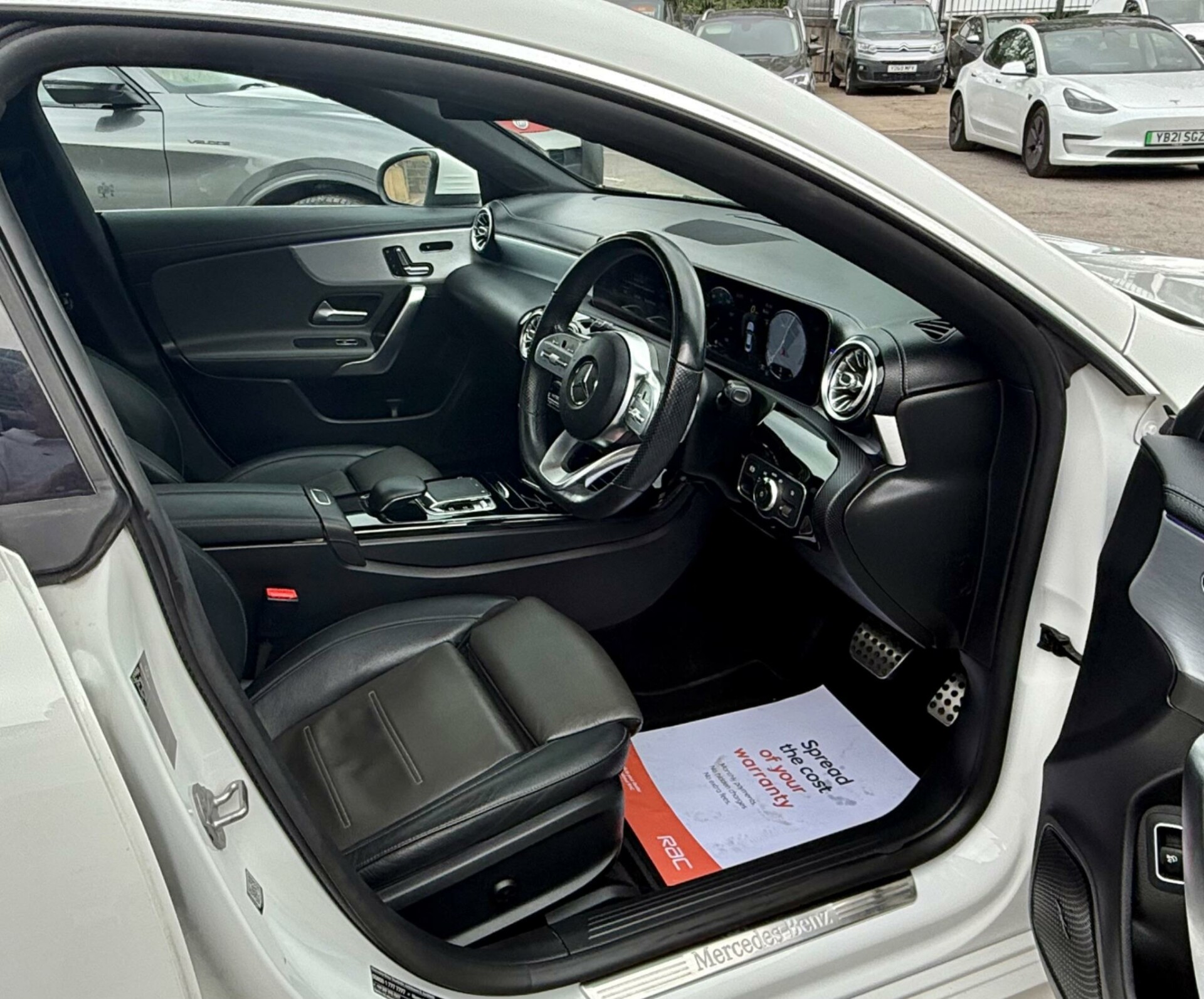 Mercedes Benz CLA