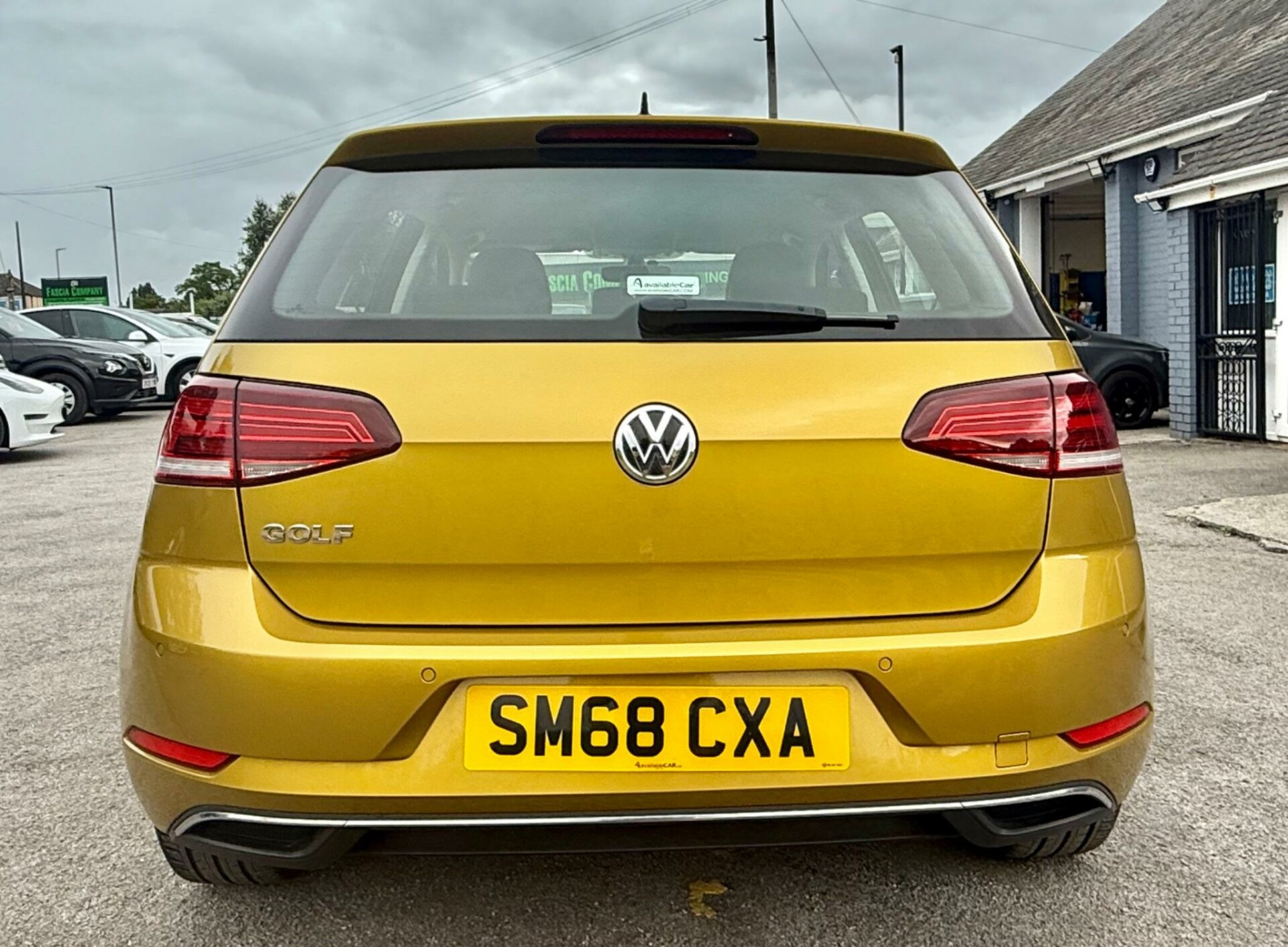 Volkswagen Golf