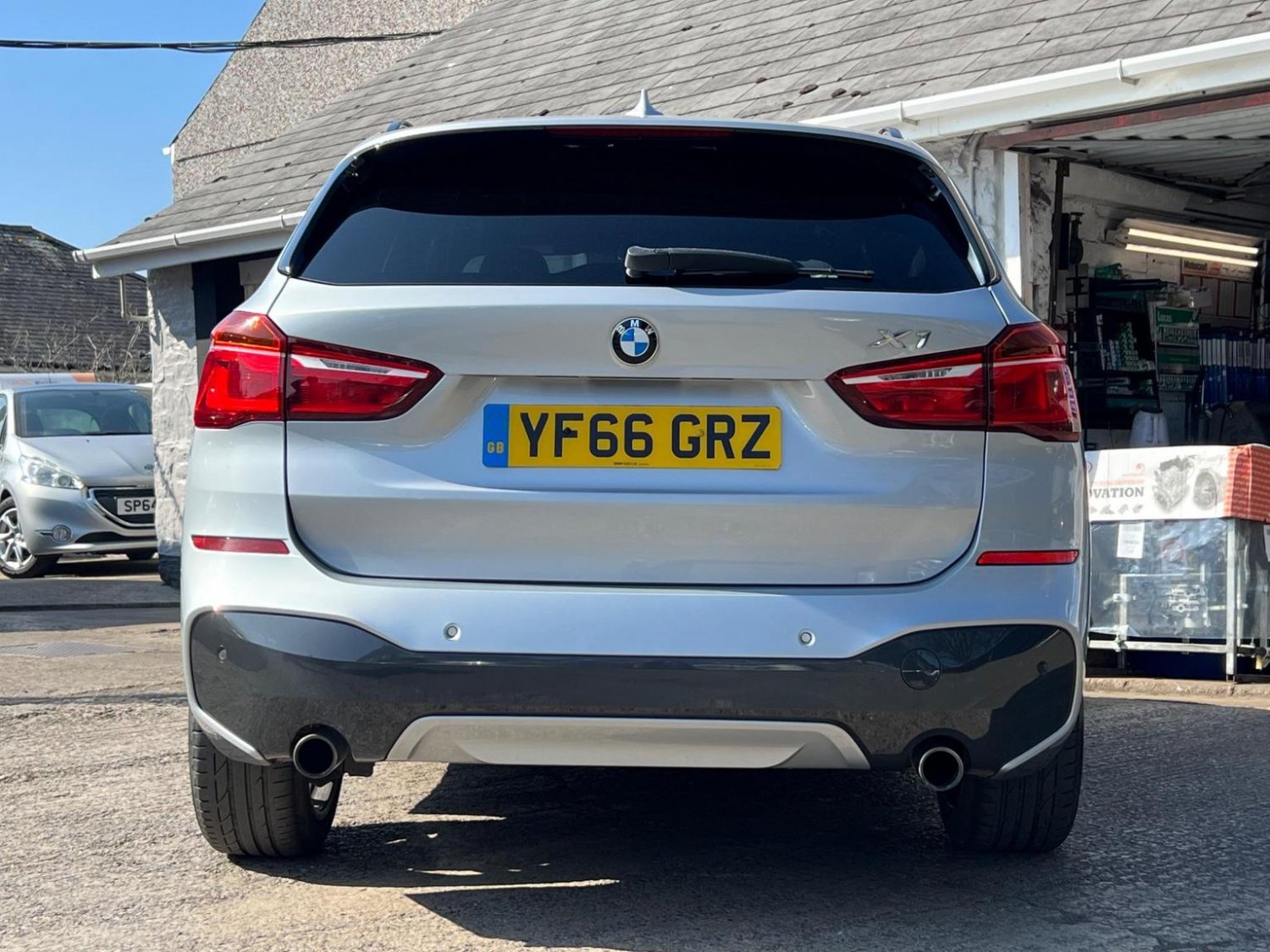 BMW X1