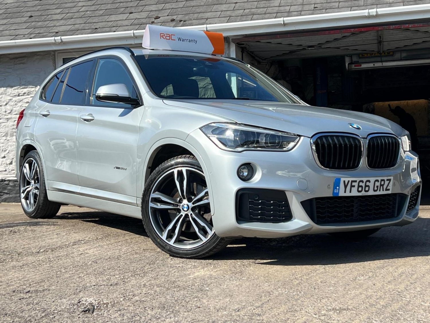 BMW X1
