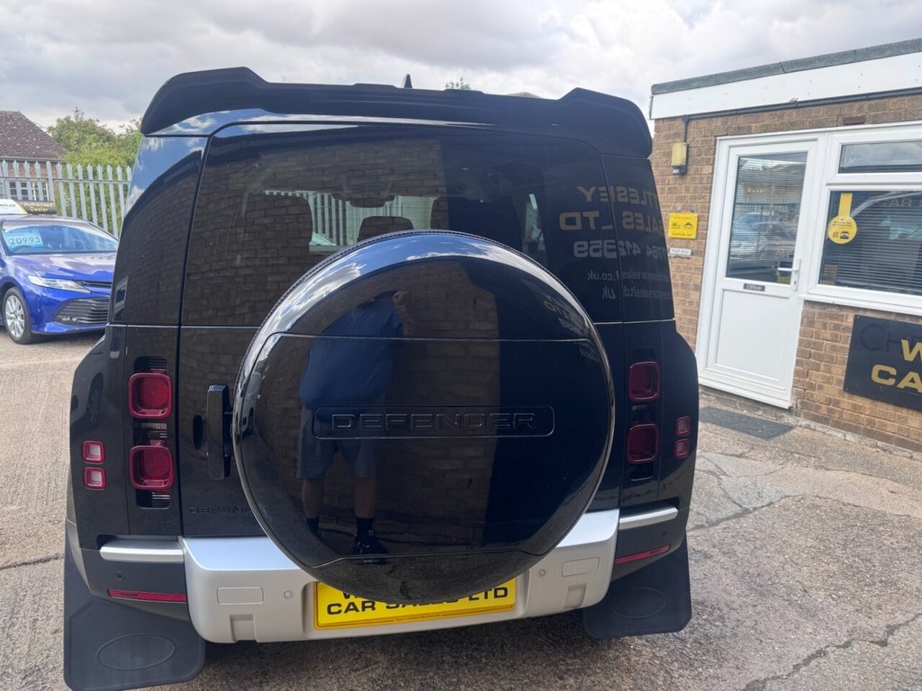 Land Rover Defender