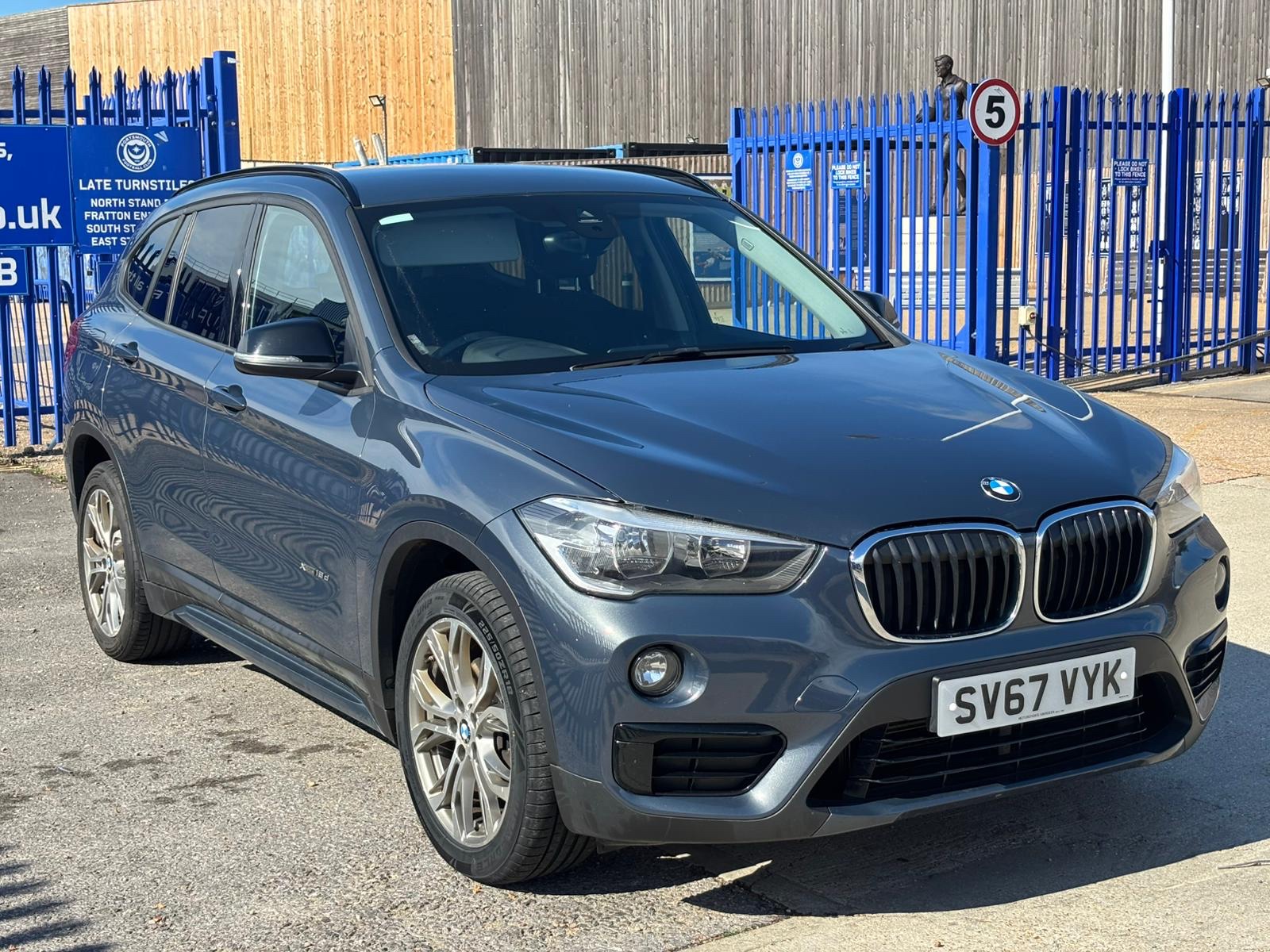 BMW X1