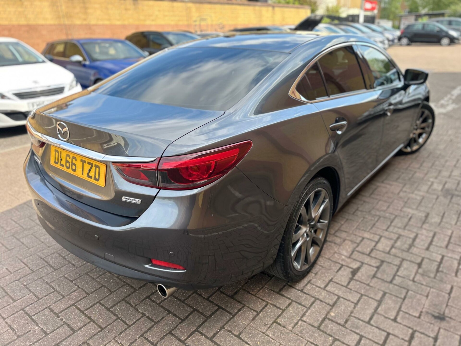 Mazda Mazda6