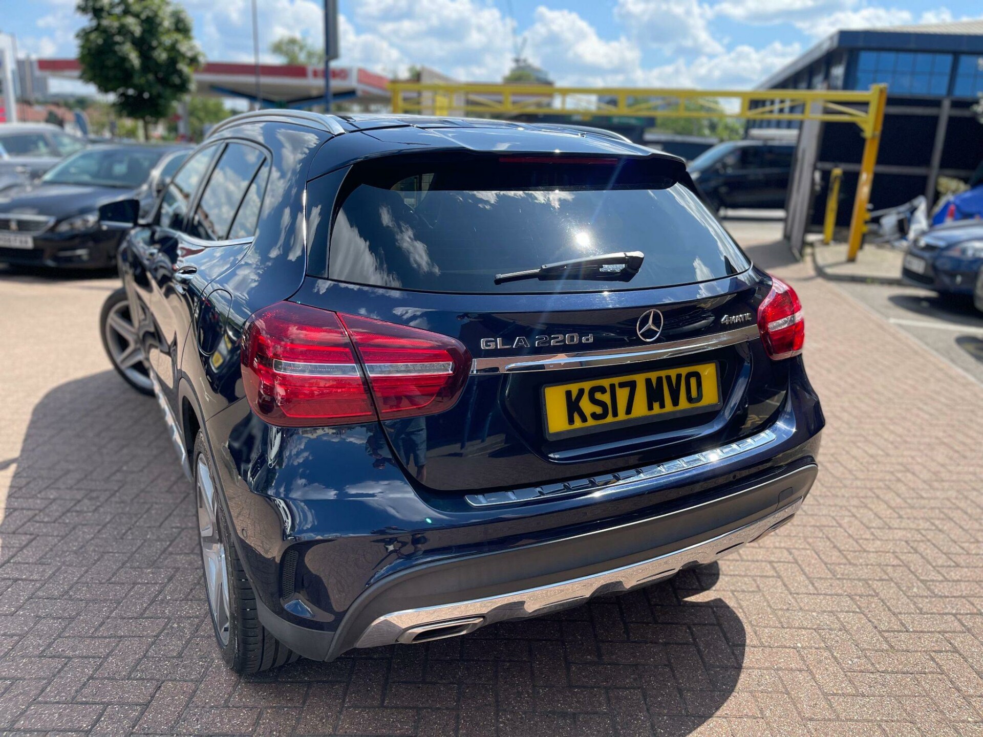 Mercedes Benz GLA Class