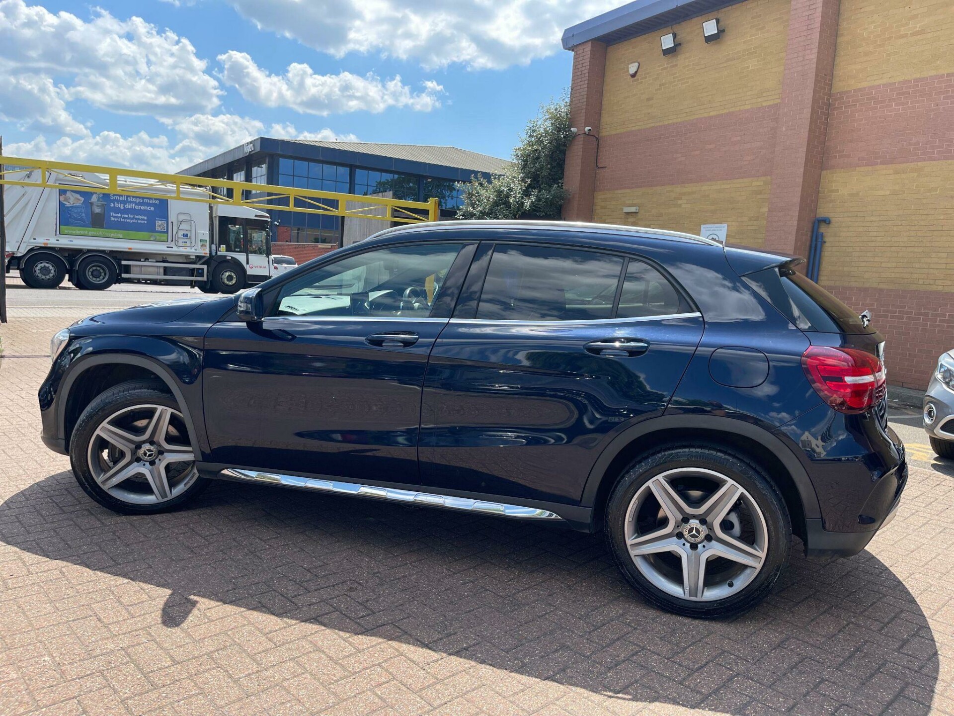 Mercedes Benz GLA Class