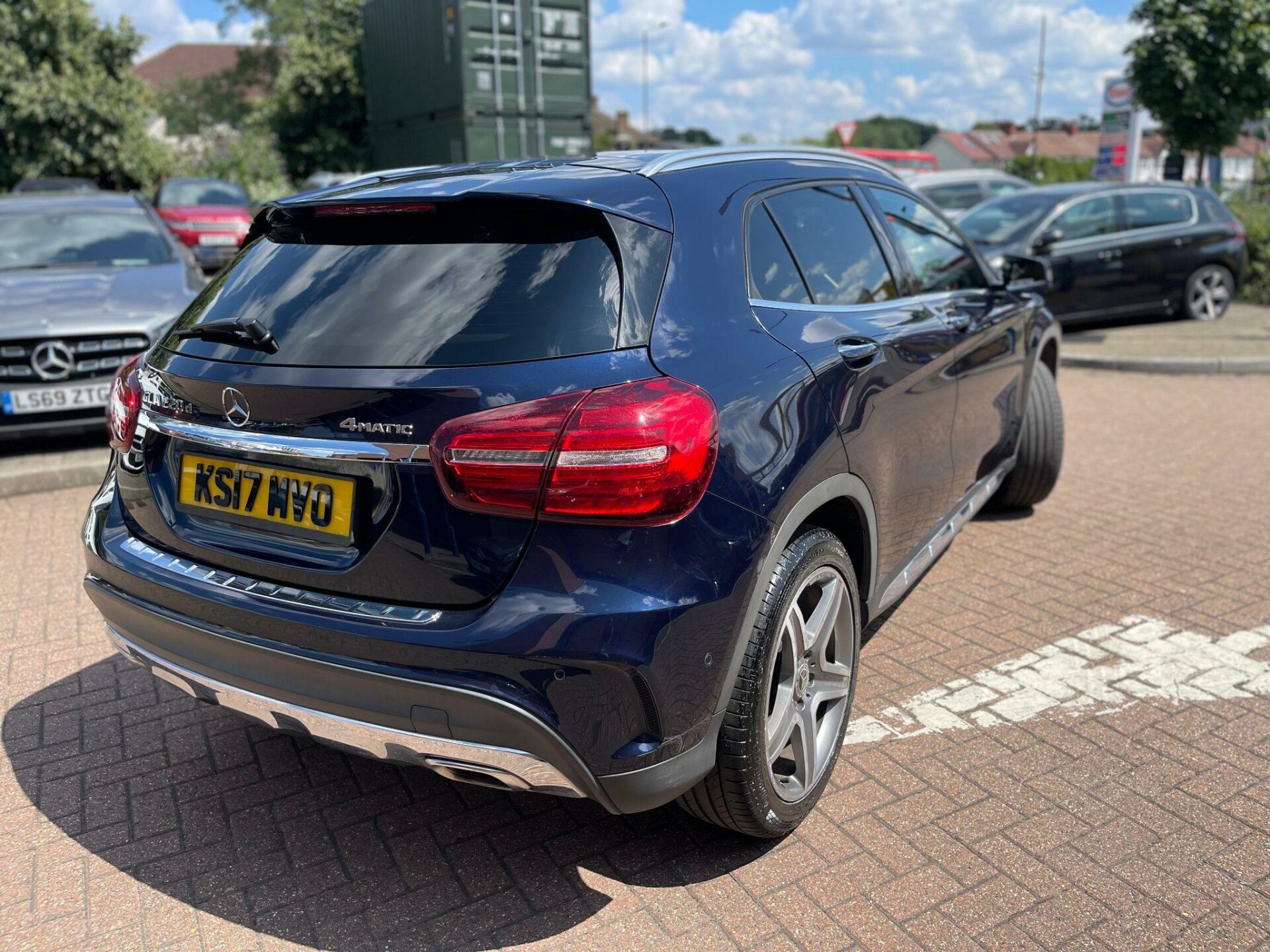 Mercedes Benz GLA Class