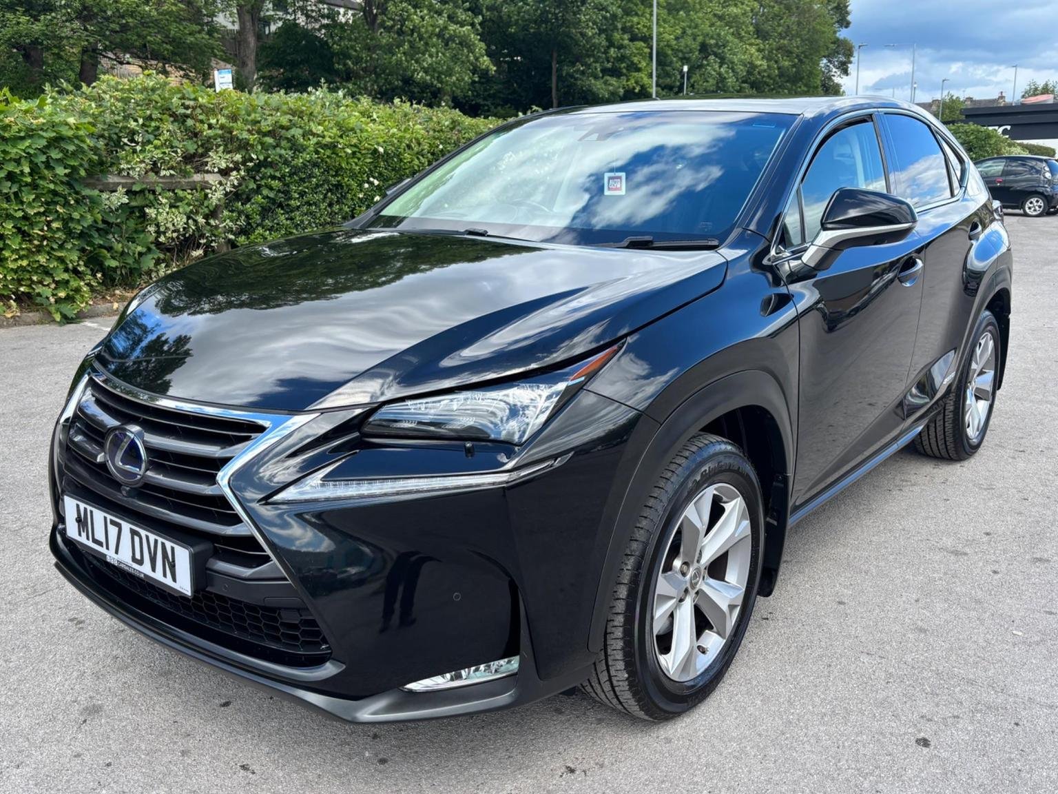 Lexus NX 300h