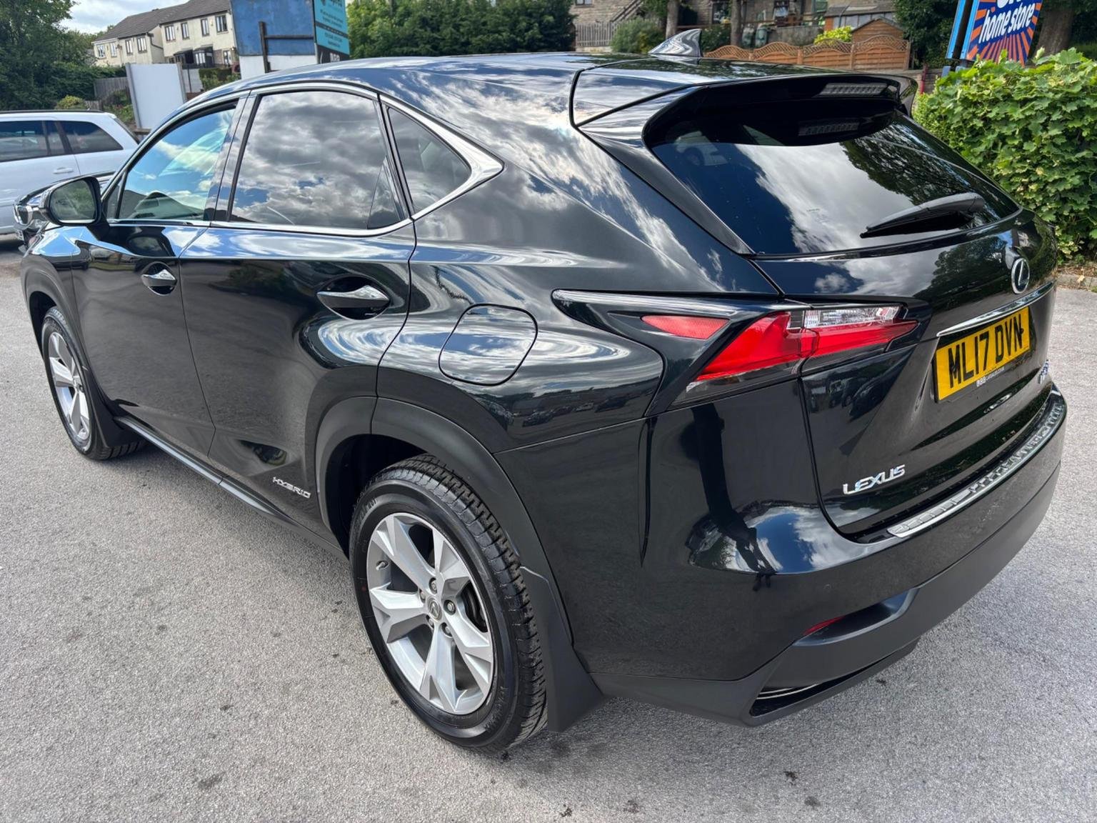 Lexus NX 300h